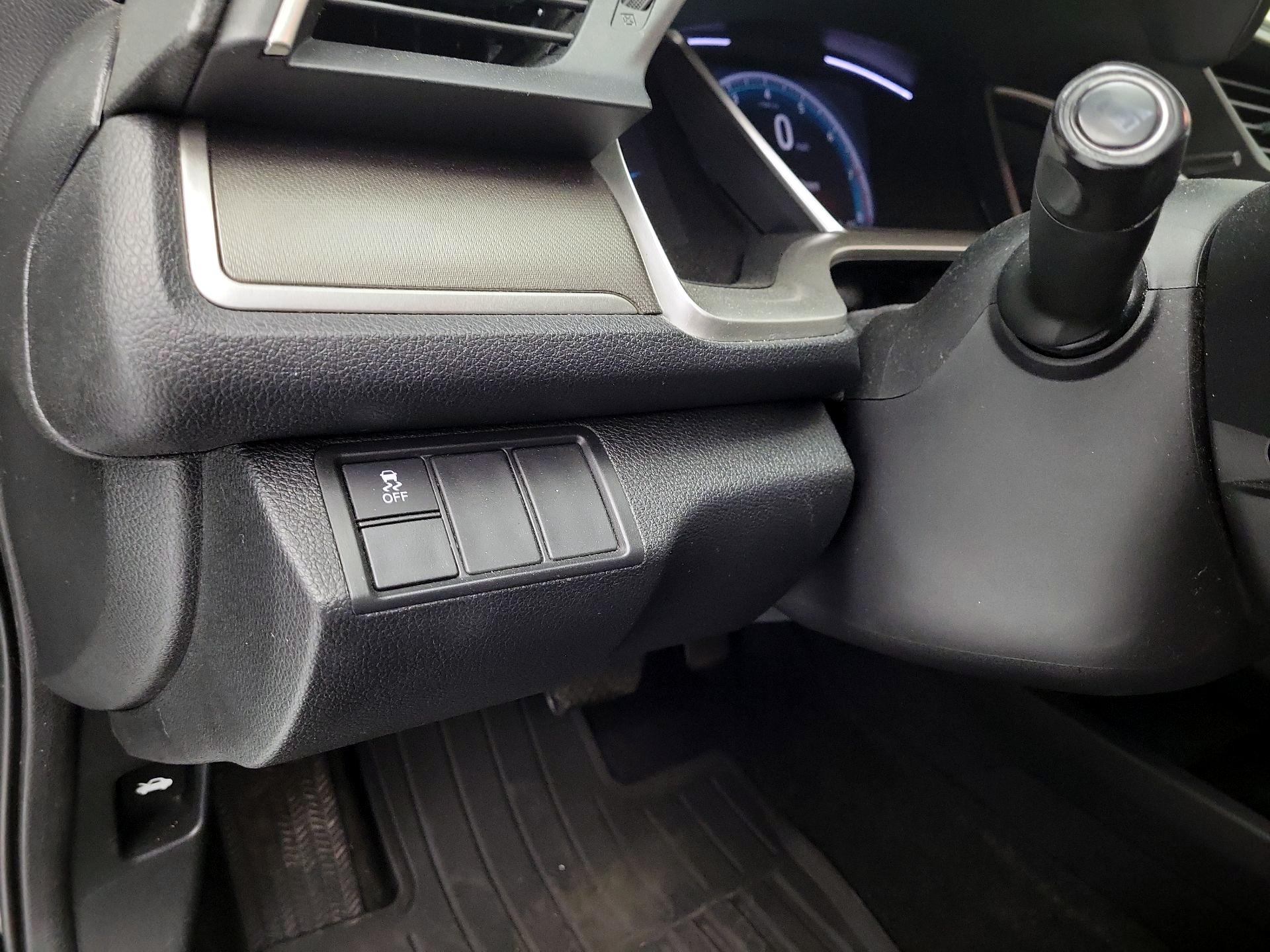 Thumbnail: 2017 Honda Civic - 13