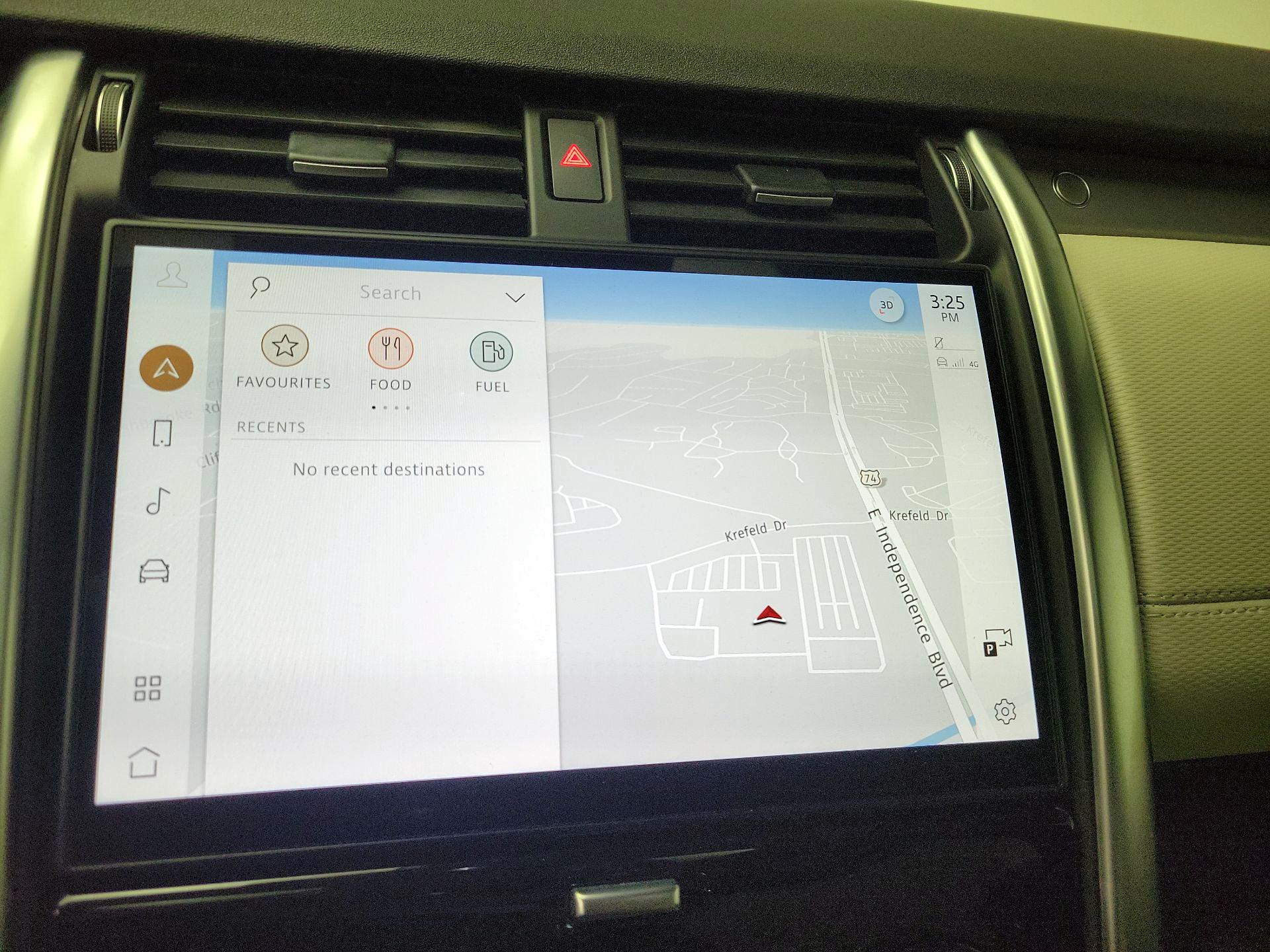 Thumbnail: 2024 Land Rover Discovery - 14