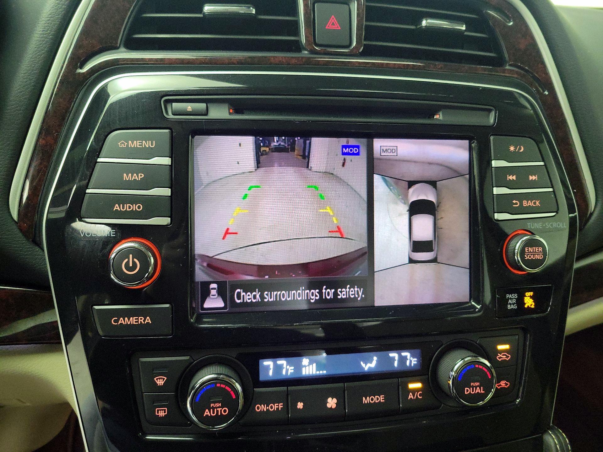 Thumbnail: 2019 Nissan Maxima - 15