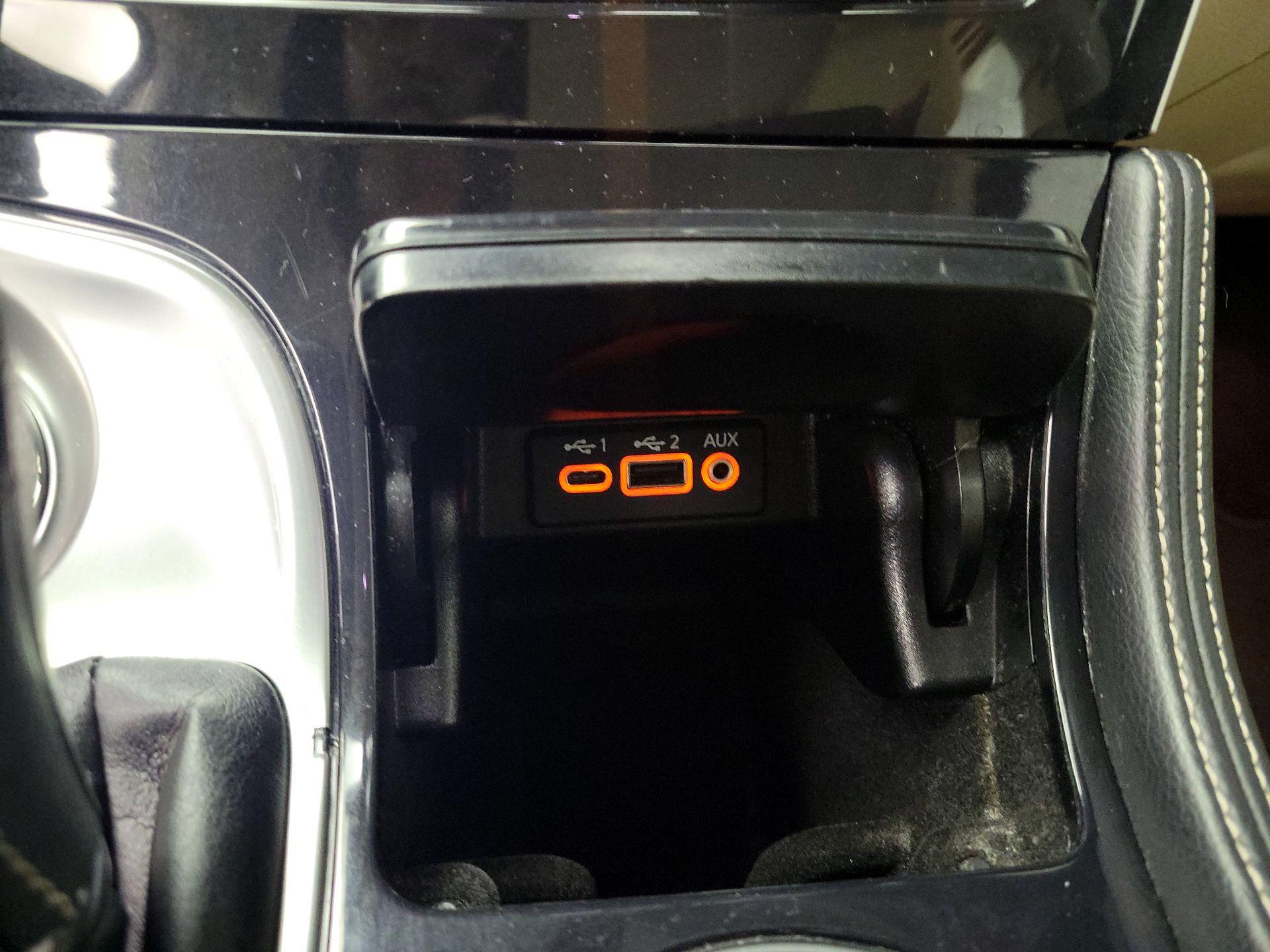 Thumbnail: 2019 Nissan Maxima - 19