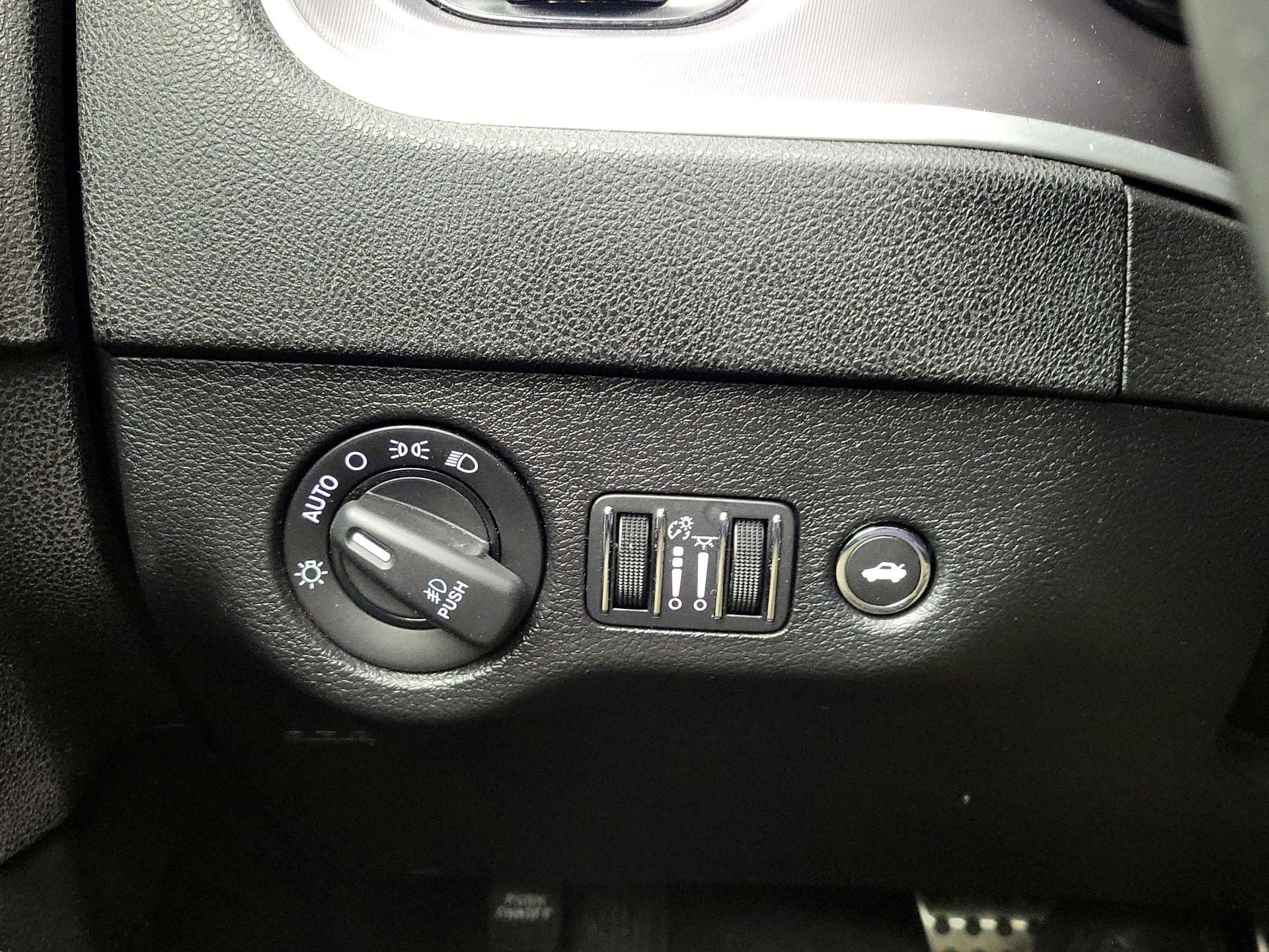 Thumbnail: 2022 Dodge Charger - 13