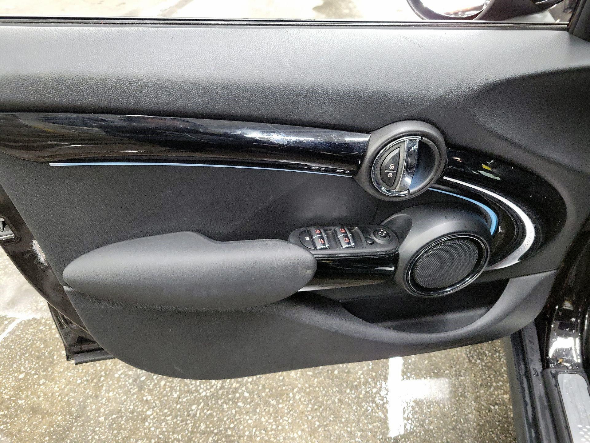 Thumbnail: 2022 MINI Cooper Hardtop - 10