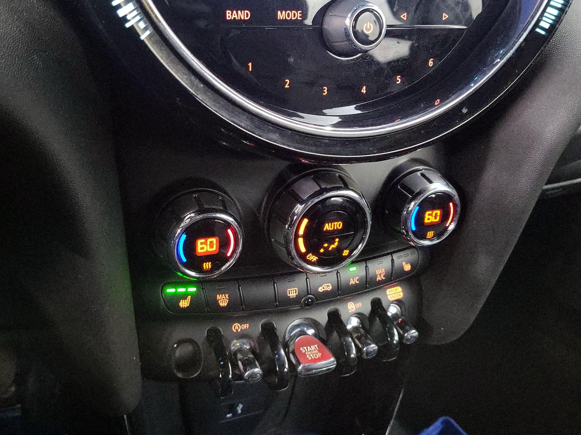 Thumbnail: 2022 MINI Cooper Hardtop - 14