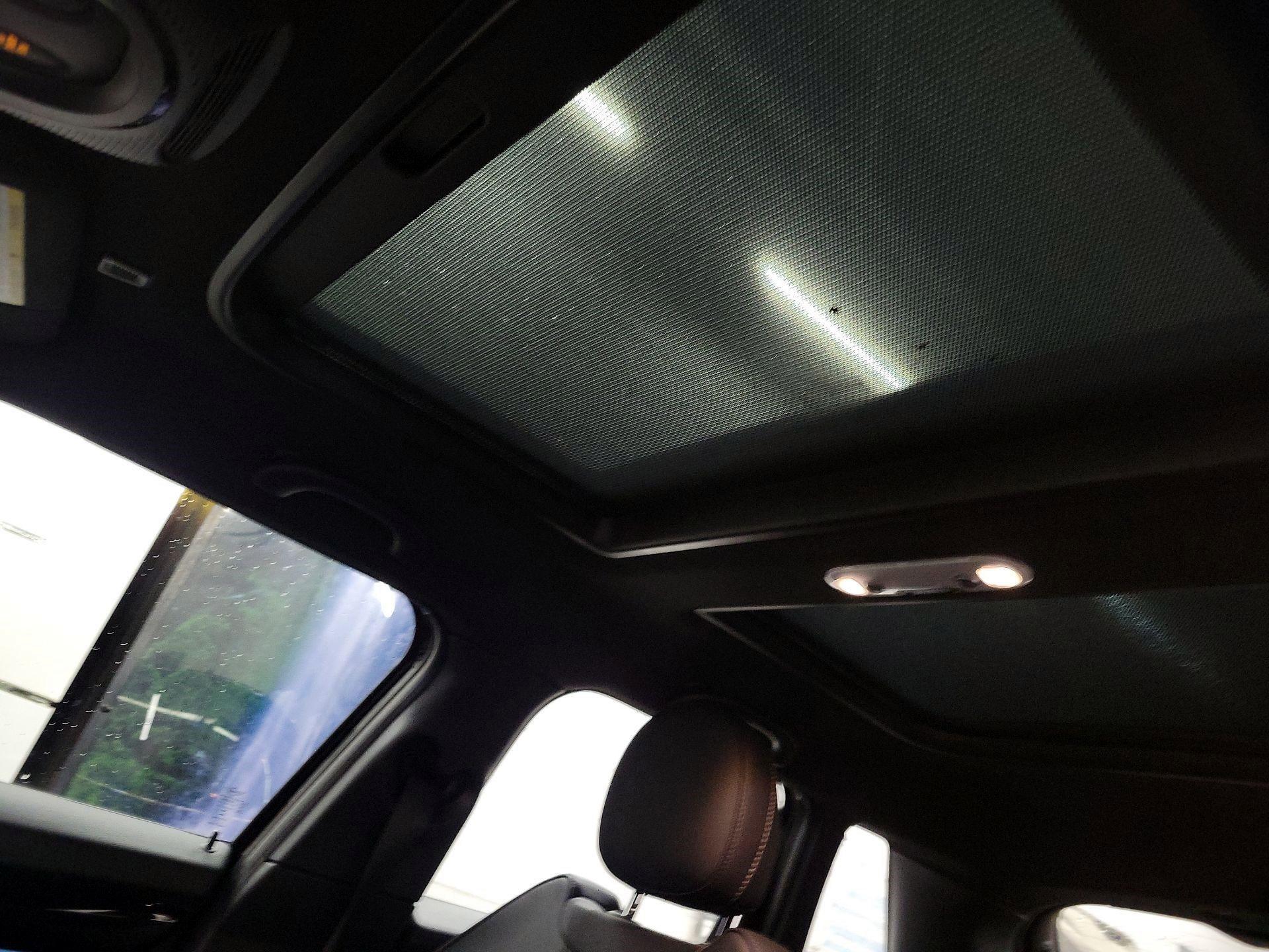 Thumbnail: 2022 MINI Cooper Hardtop - 17