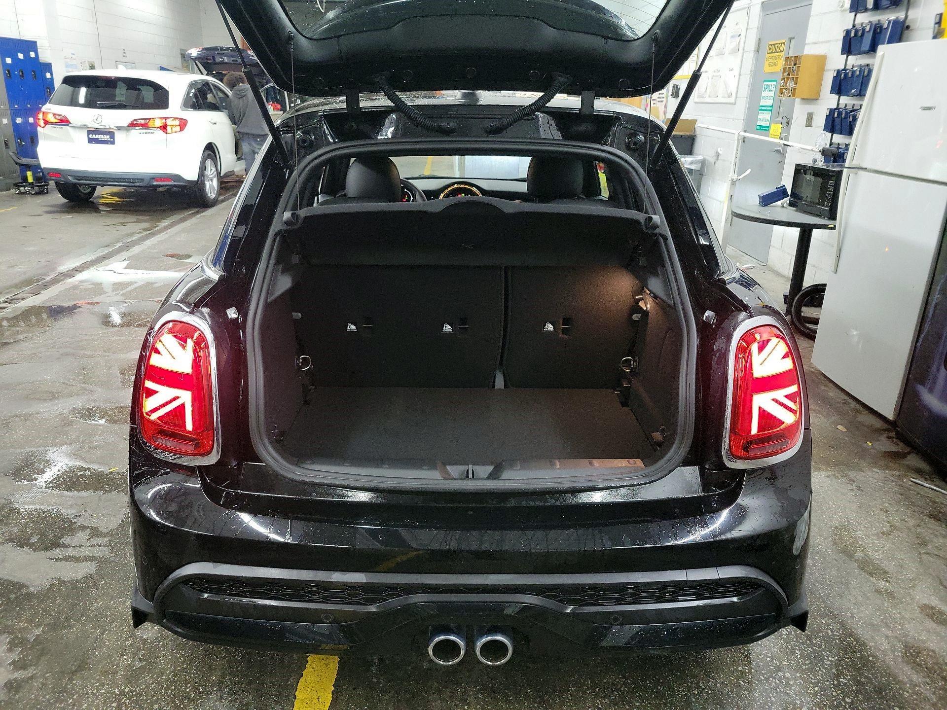 Thumbnail: 2022 MINI Cooper Hardtop - 19