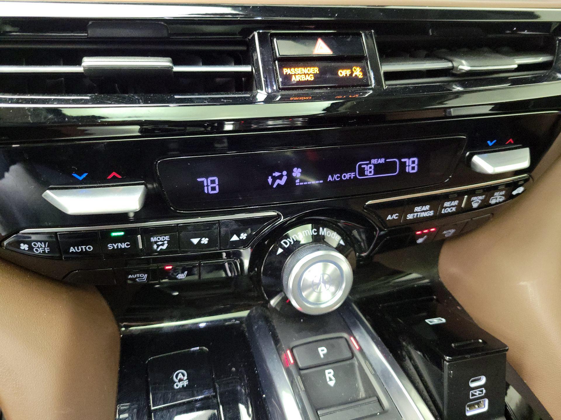 Thumbnail: 2022 Acura MDX - 17