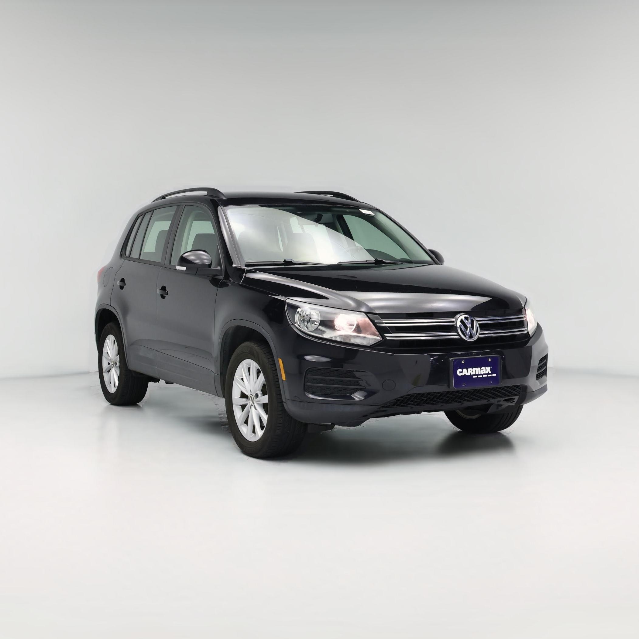 Thumbnail: 2017 Volkswagen Tiguan - 1