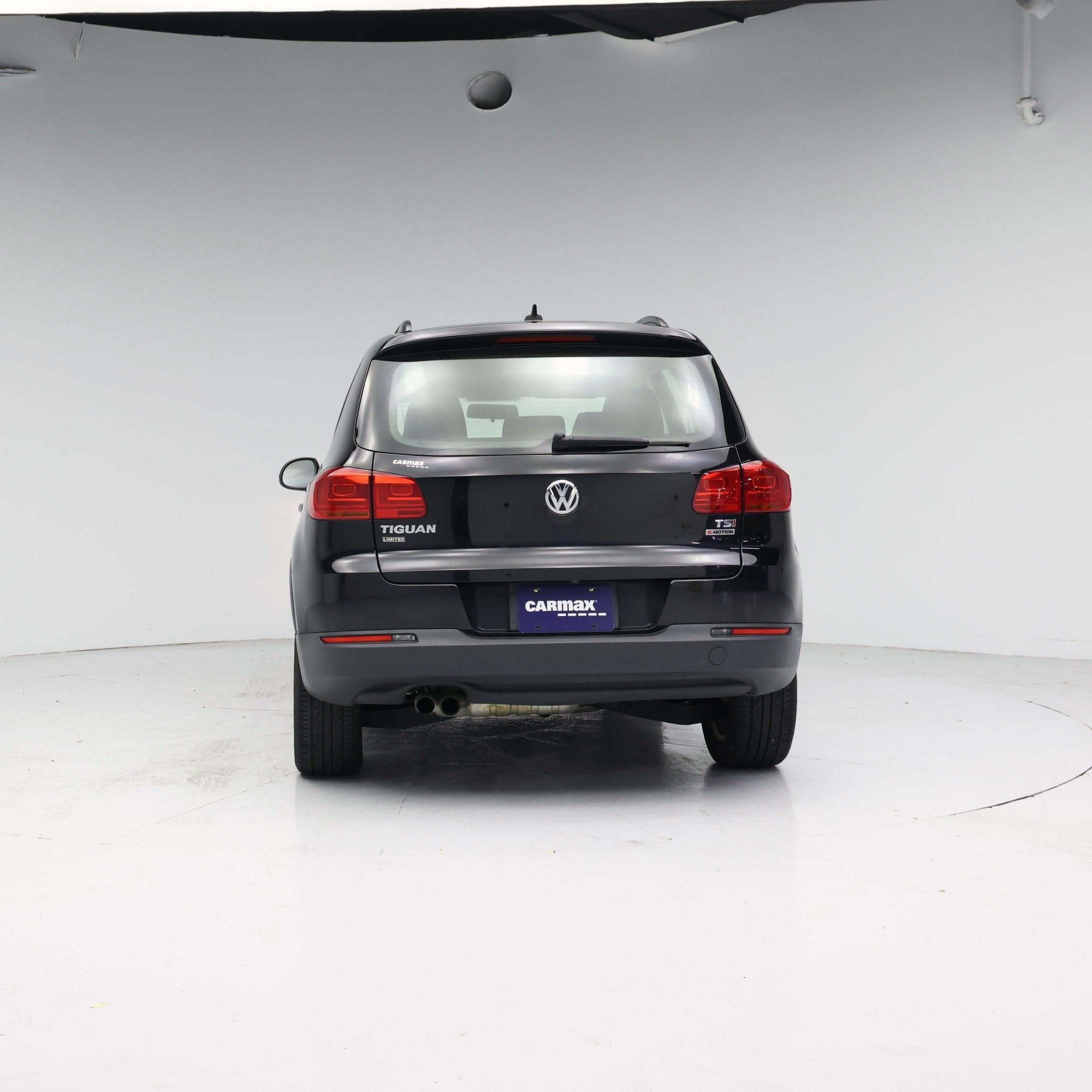 Thumbnail: 2017 Volkswagen Tiguan - 6