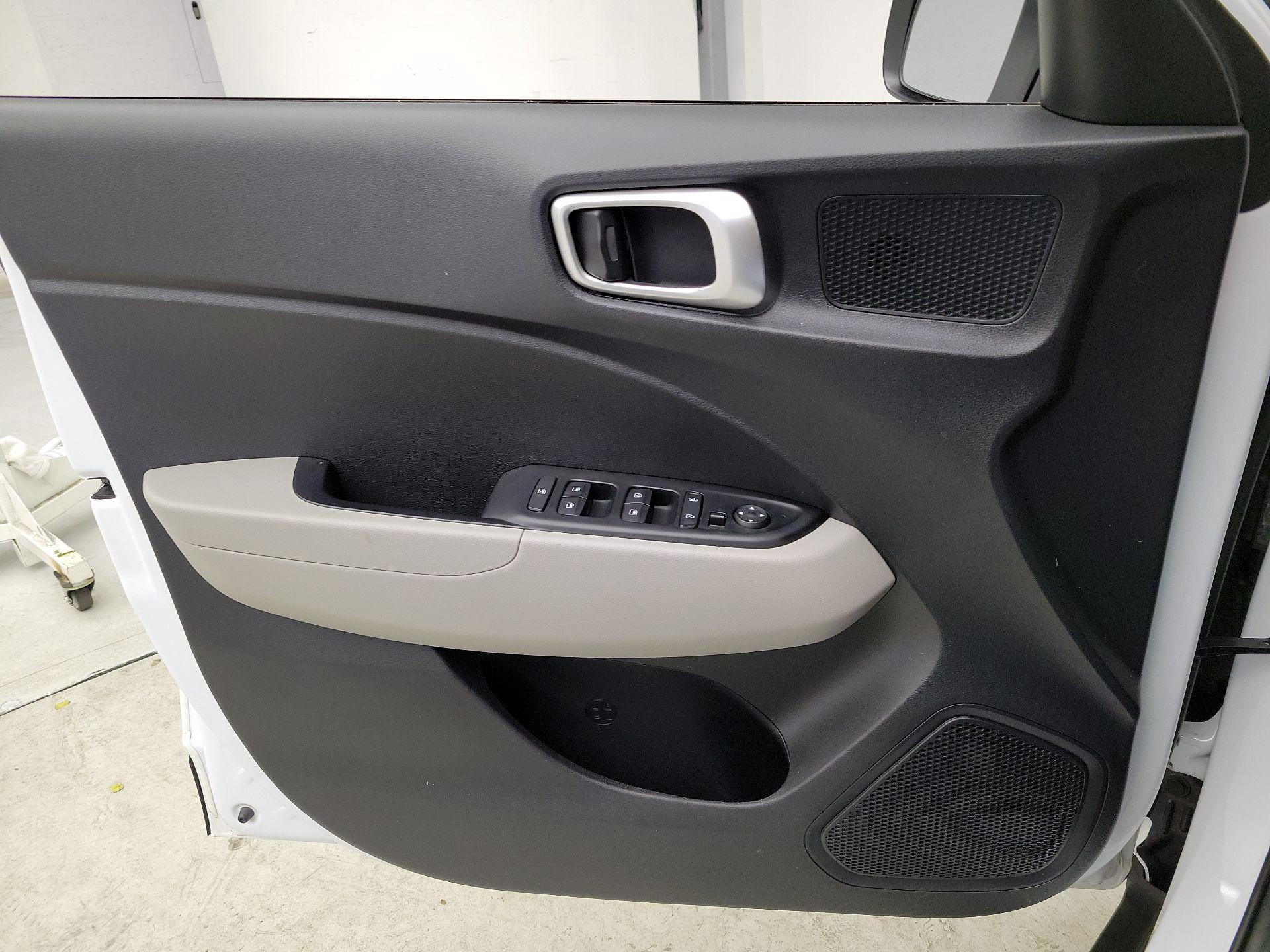 Thumbnail: 2024 Hyundai Venue - 12