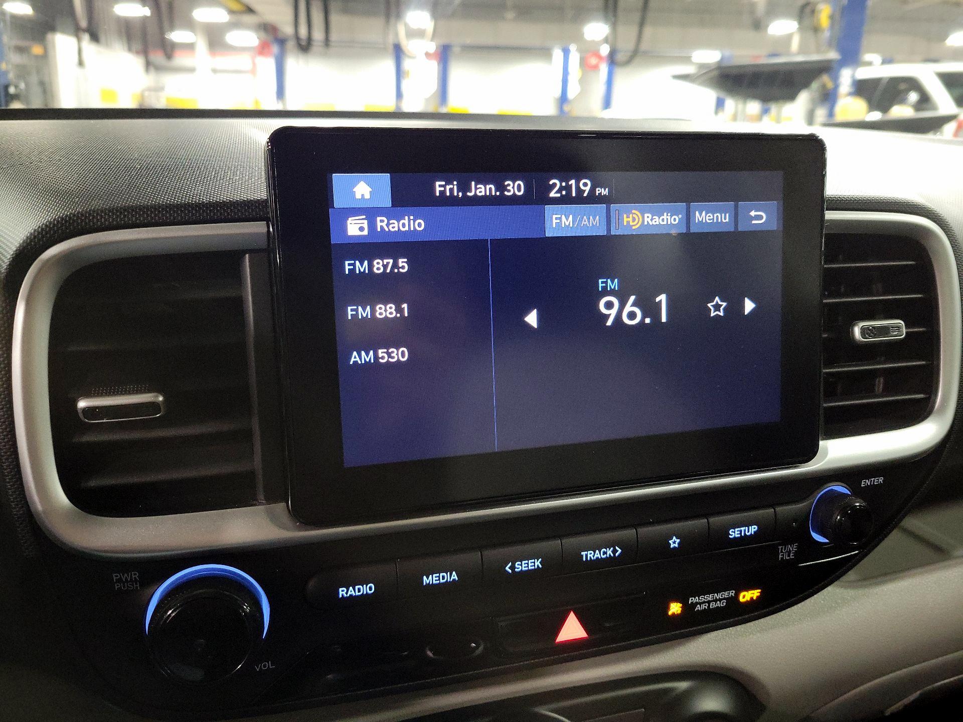 Thumbnail: 2024 Hyundai Venue - 15