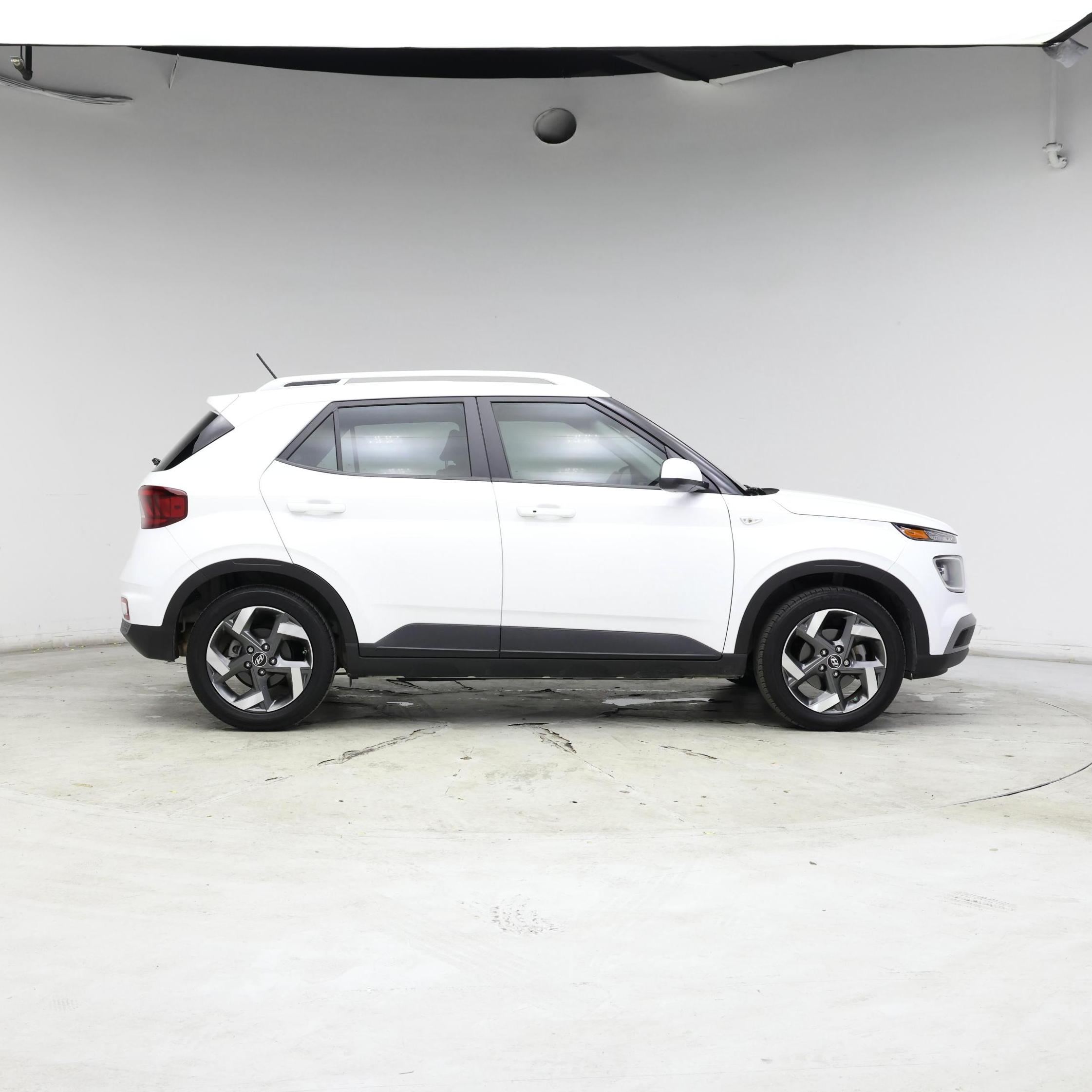 Thumbnail: 2024 Hyundai Venue - 7