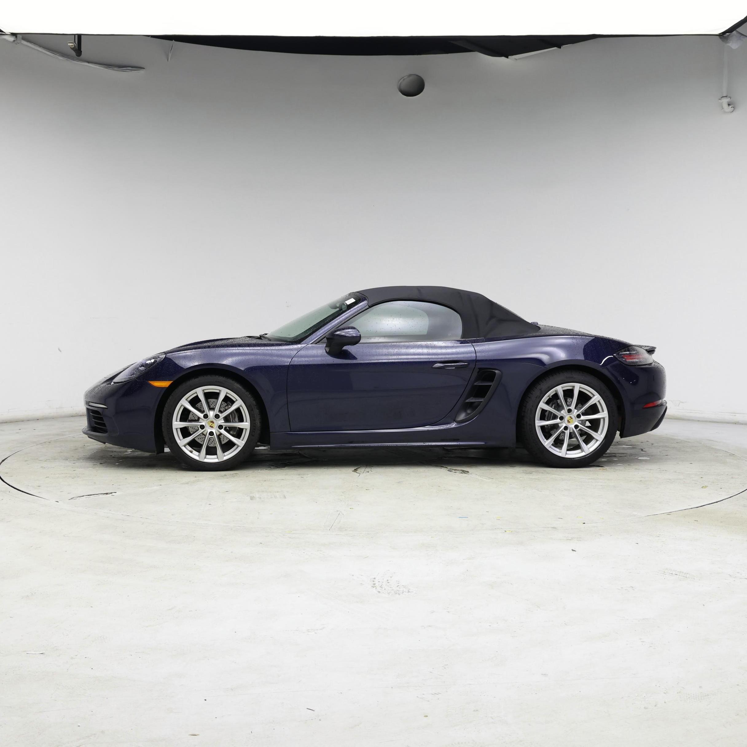 Thumbnail: 2018 Porsche 718 Boxster - 3