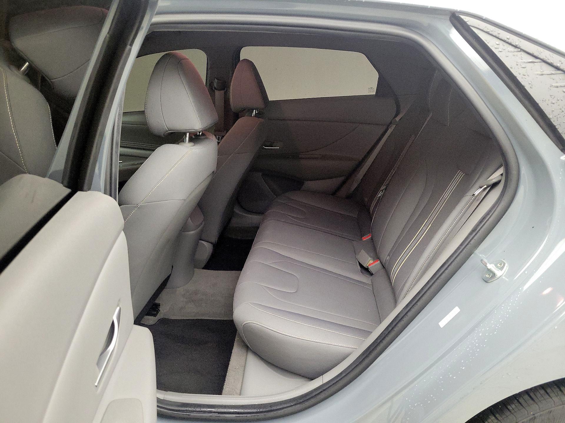 Thumbnail: 2022 Hyundai Elantra - 19