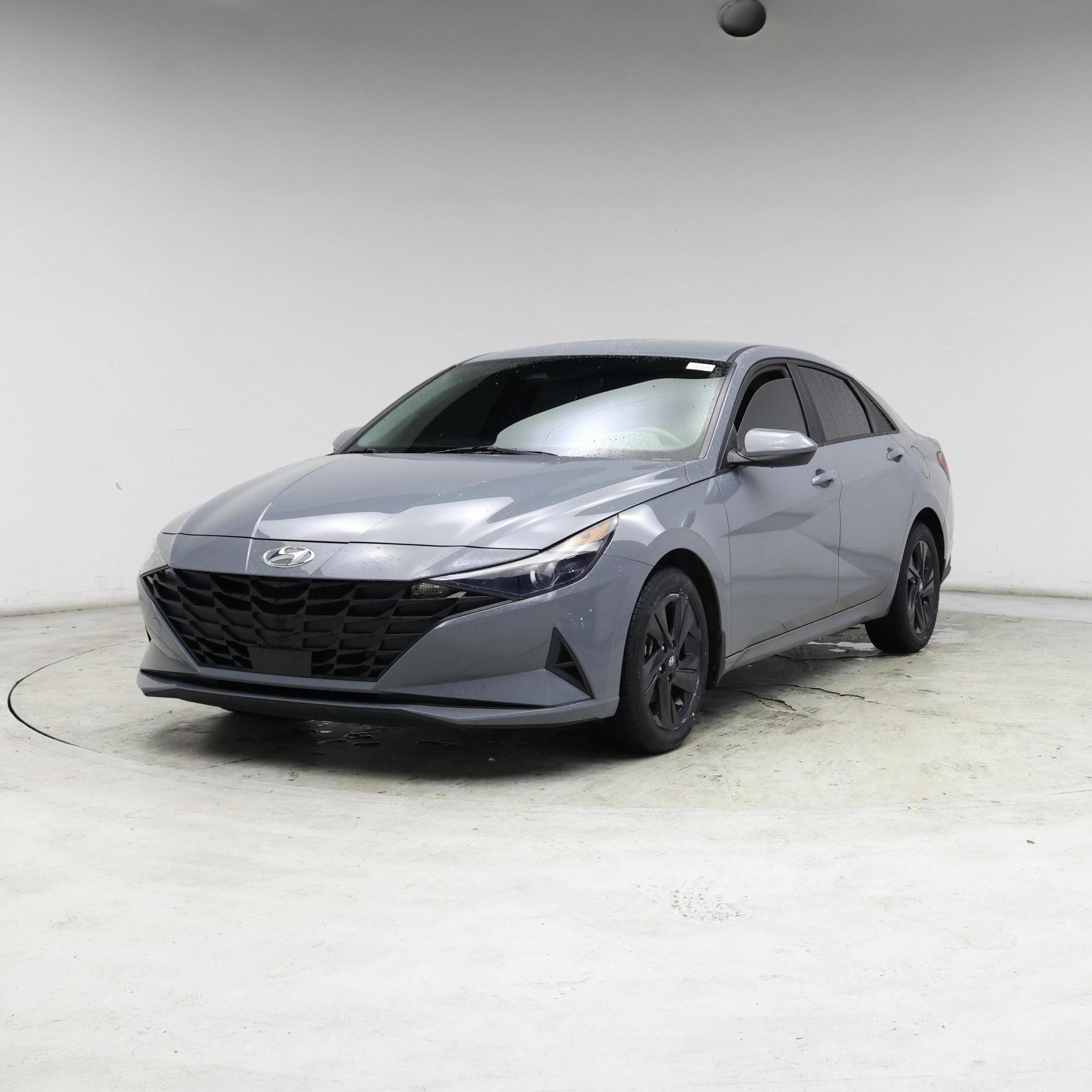 Thumbnail: 2022 Hyundai Elantra - 4