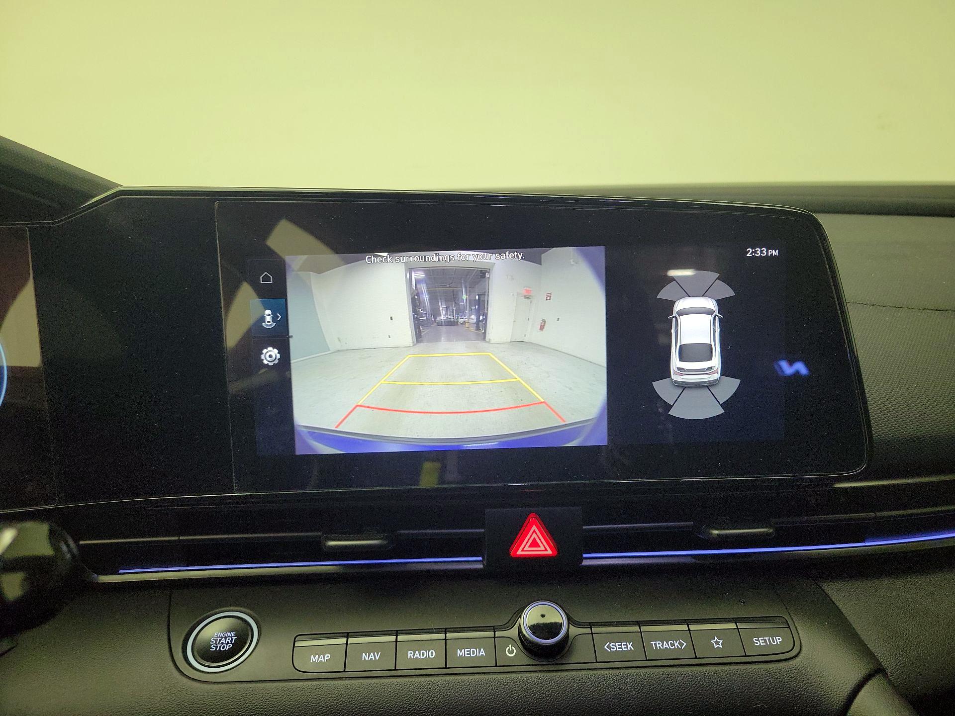 Thumbnail: 2025 Hyundai Elantra - 15