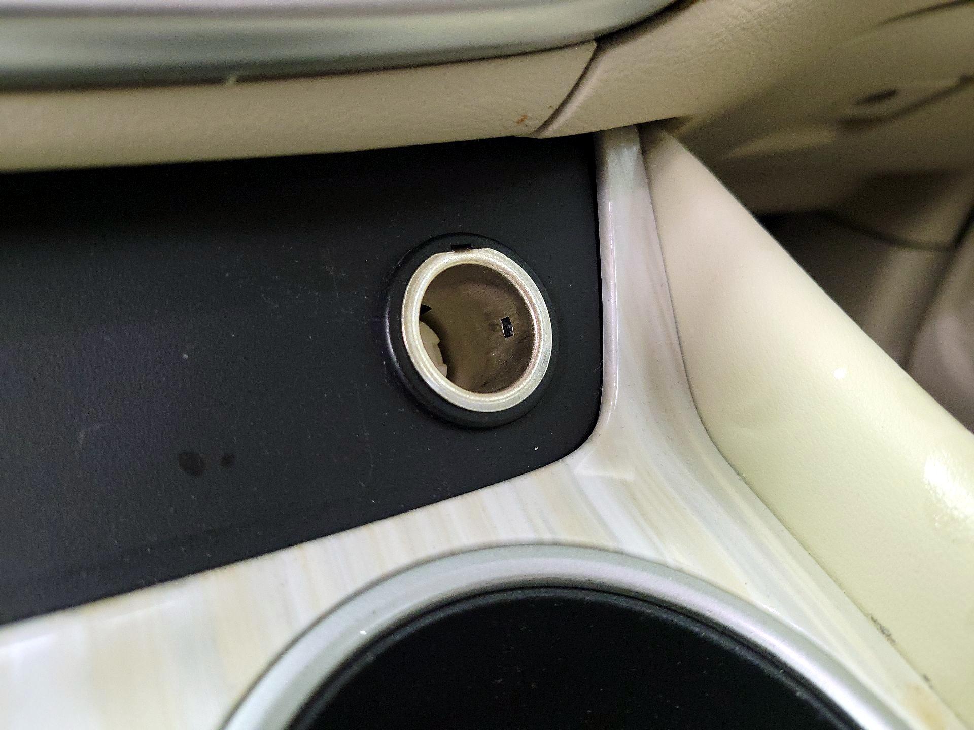 Thumbnail: 2016 Nissan Murano - 18