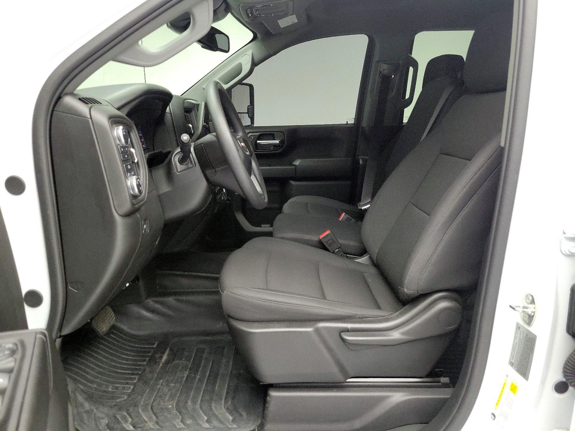 Thumbnail: 2024 GMC Sierra 3500 - 9