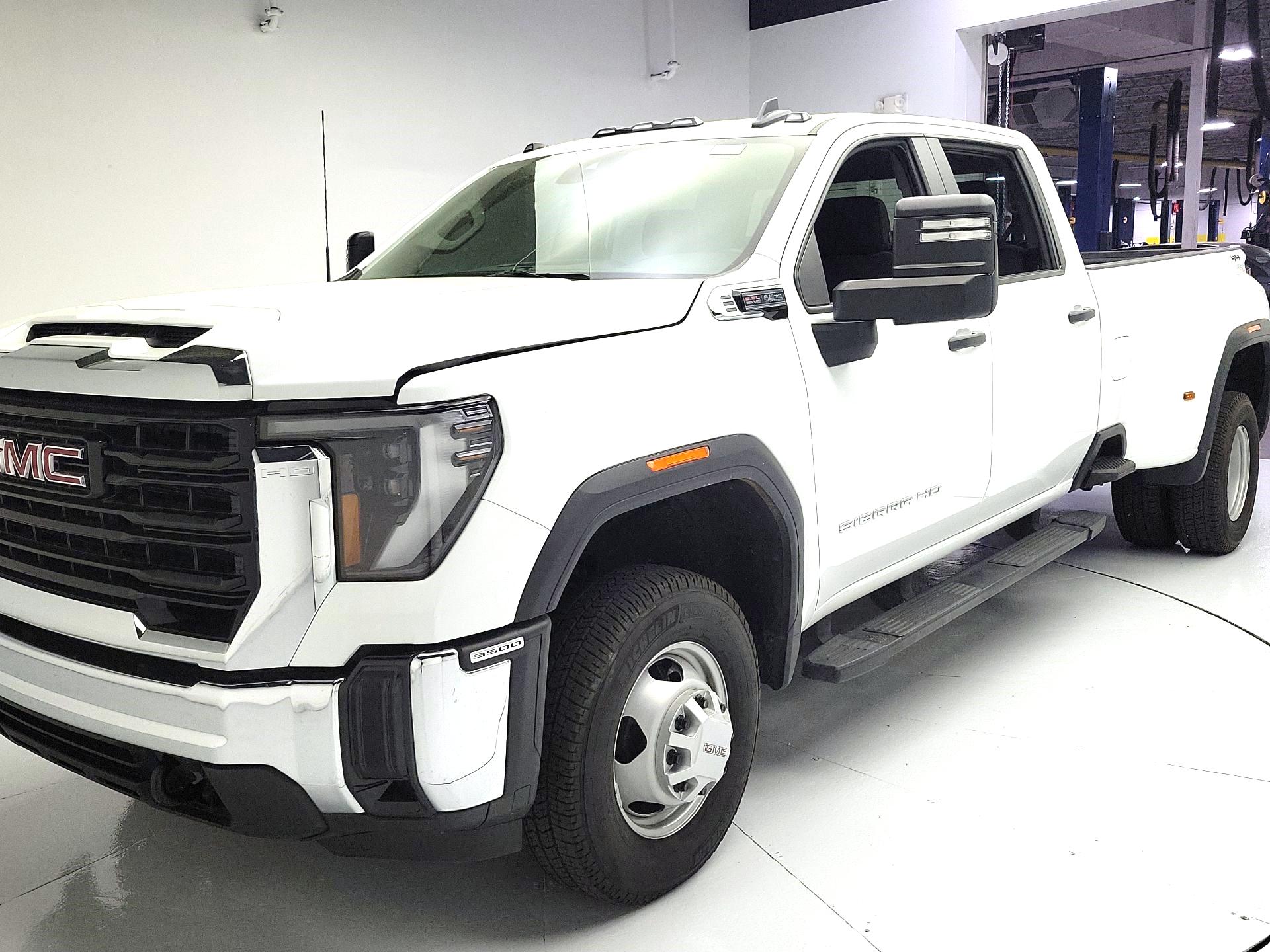 Thumbnail: 2024 GMC Sierra 3500 - 3