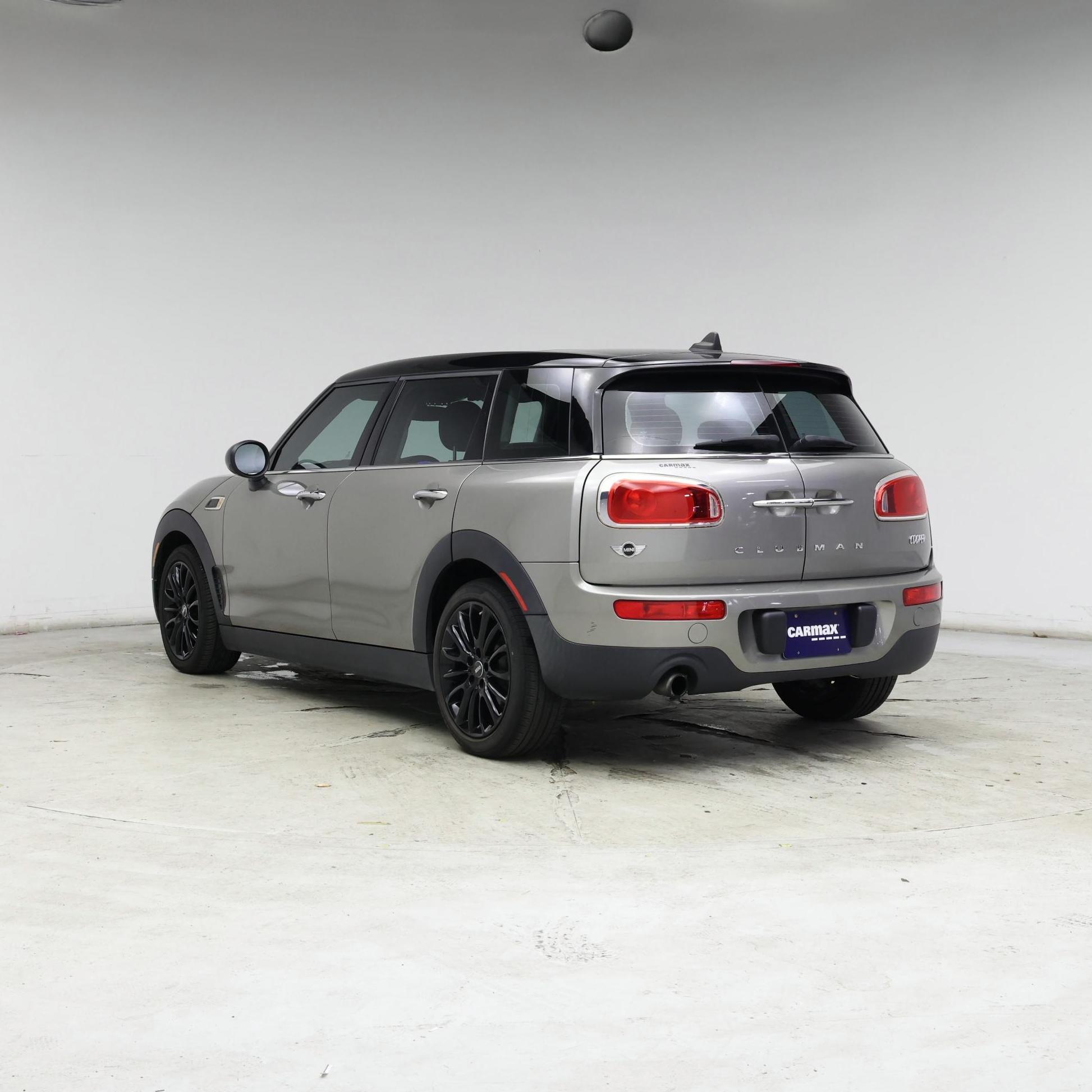 Thumbnail: 2017 MINI Cooper Clubman - 2