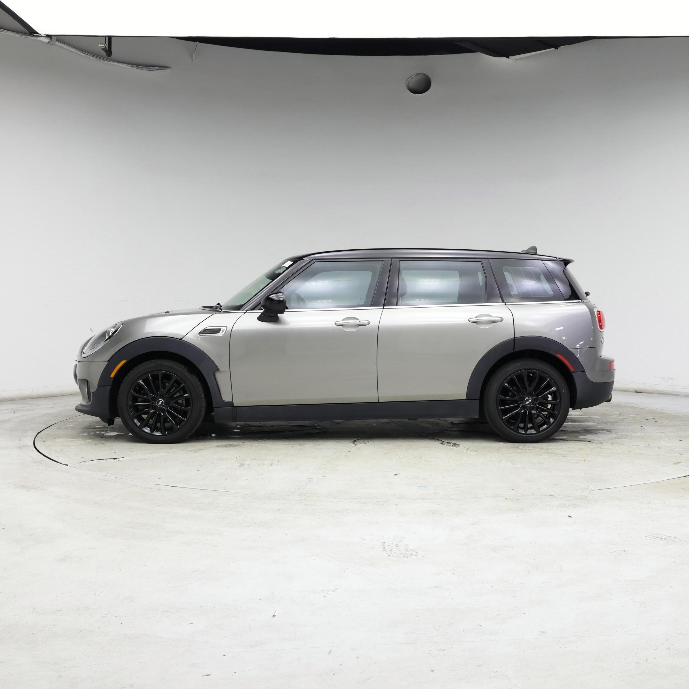 Thumbnail: 2017 MINI Cooper Clubman - 3