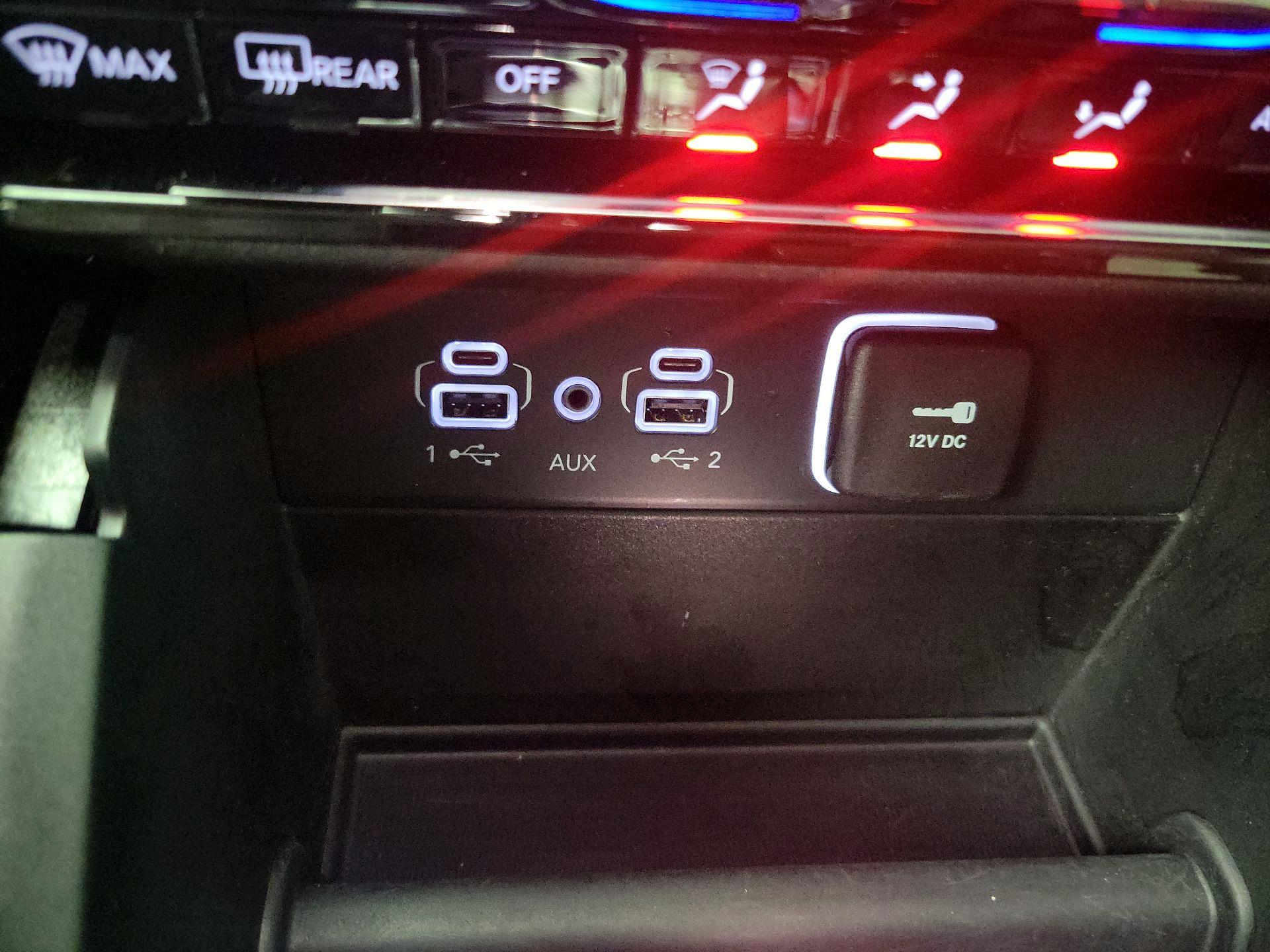 Thumbnail: 2023 Jeep Grand Cherokee - 19