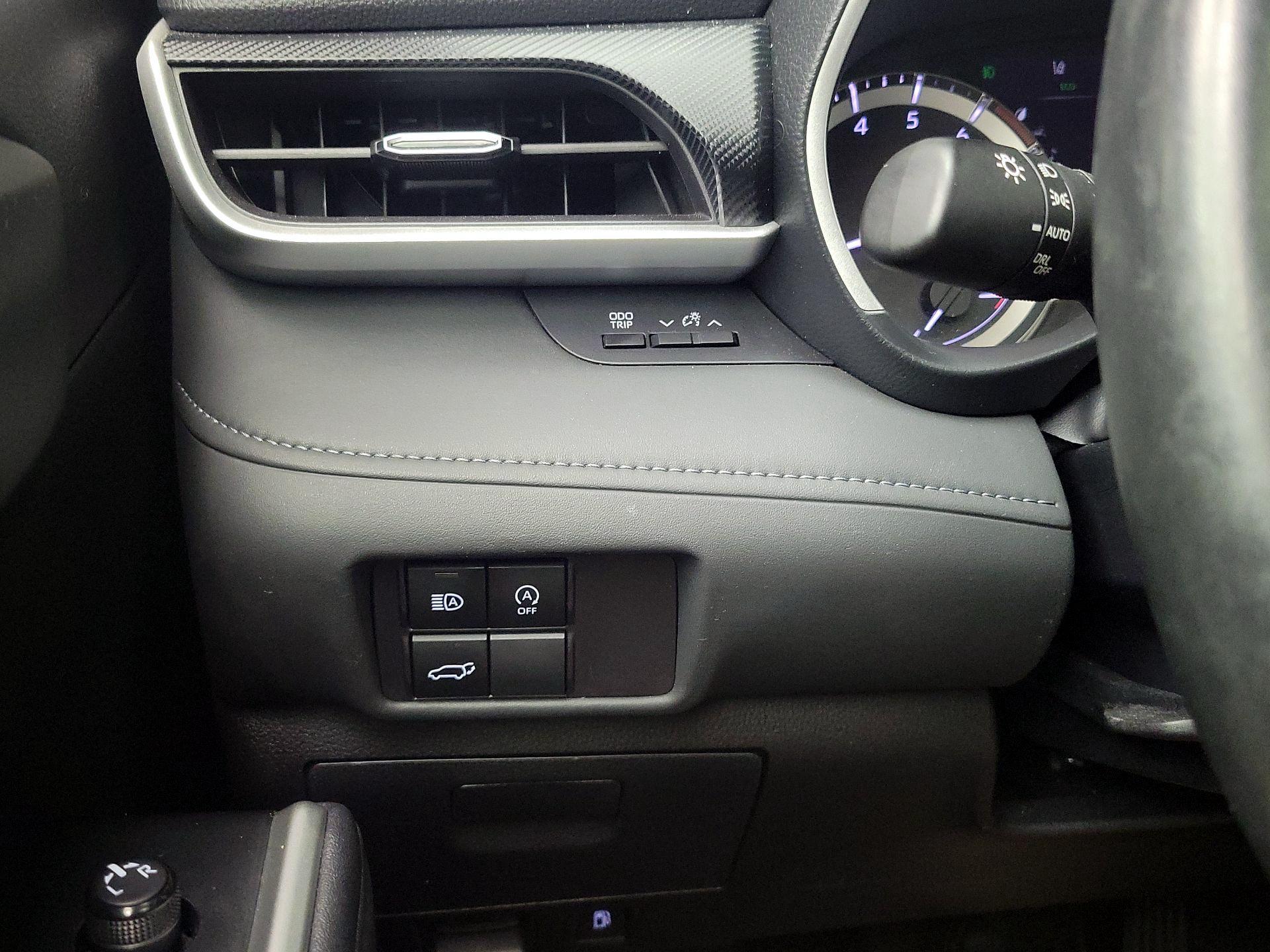 Thumbnail: 2024 Toyota Highlander - 13