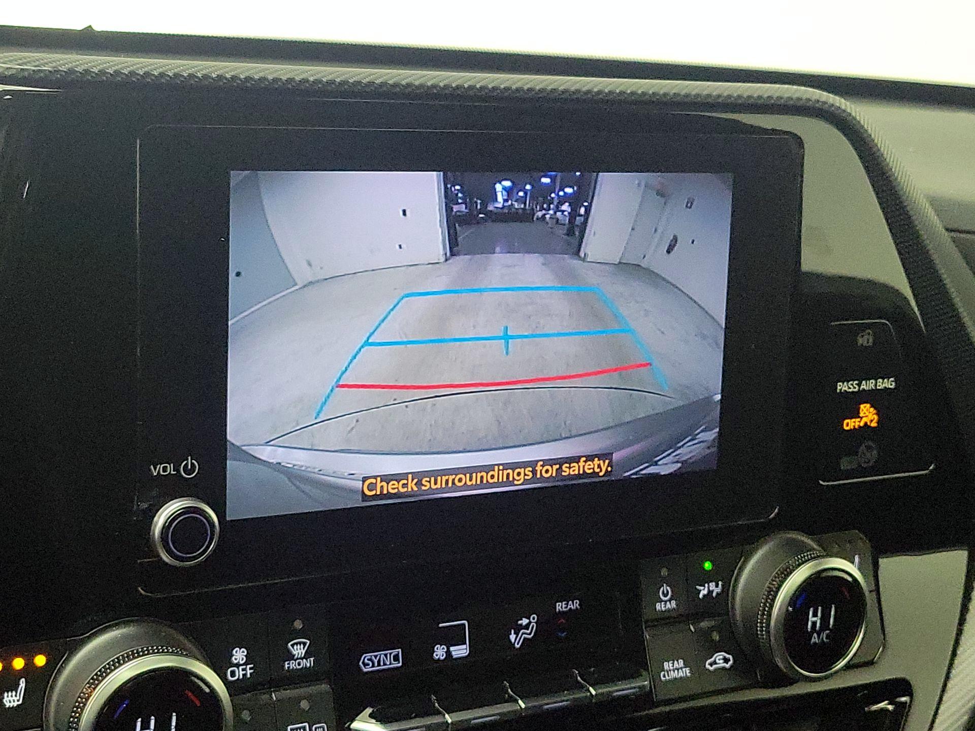 Thumbnail: 2024 Toyota Highlander - 14