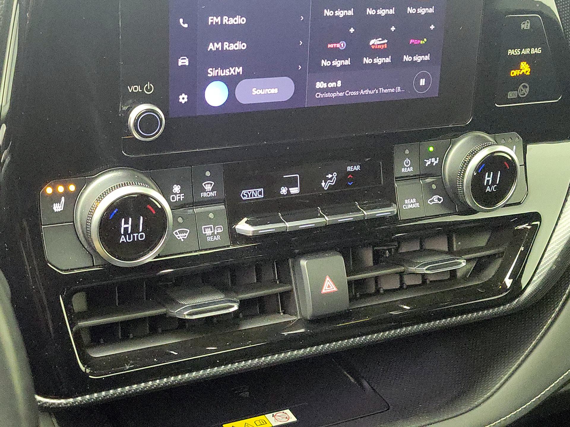 Thumbnail: 2024 Toyota Highlander - 16