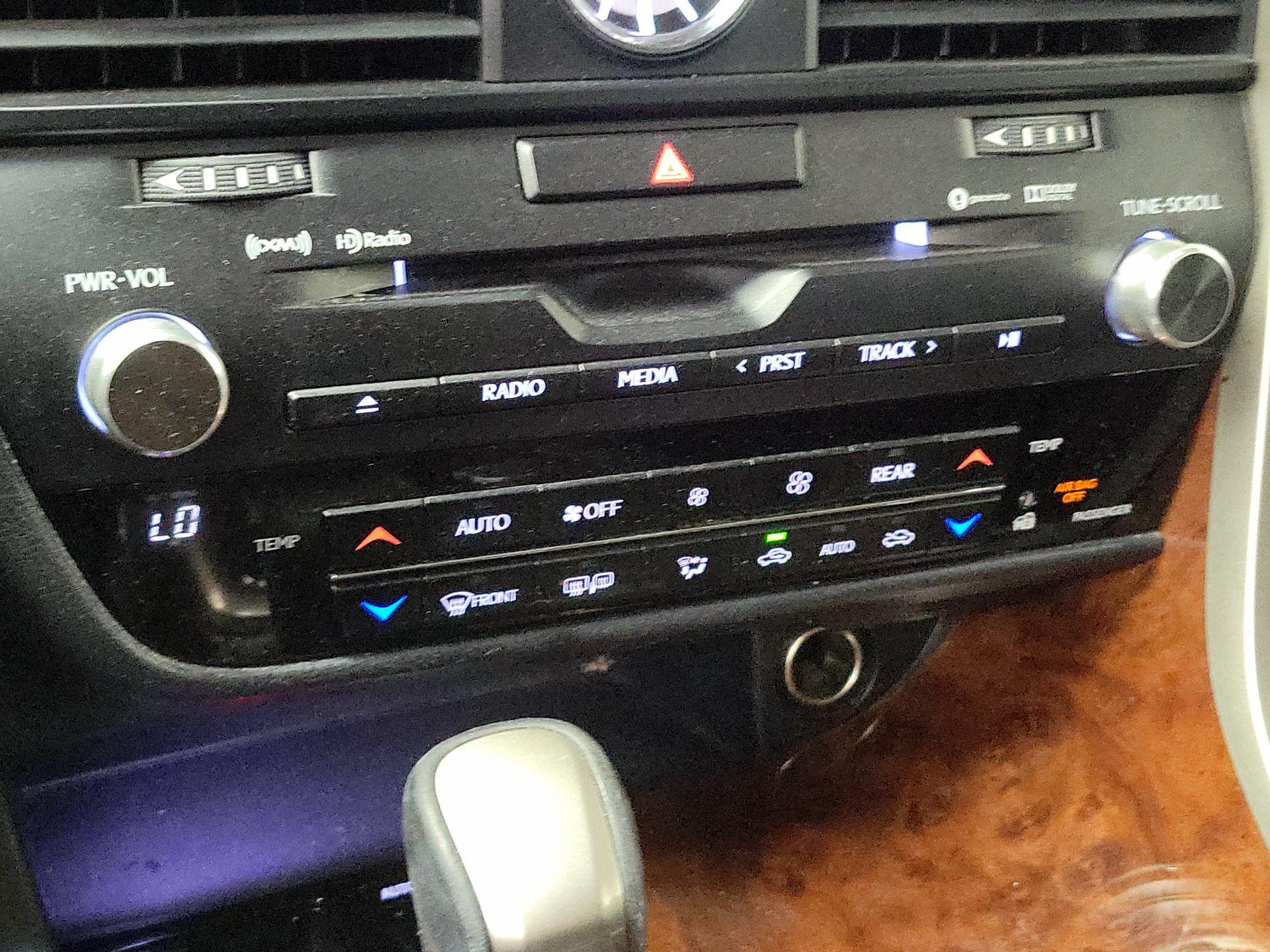 Thumbnail: 2018 Lexus RX - 17