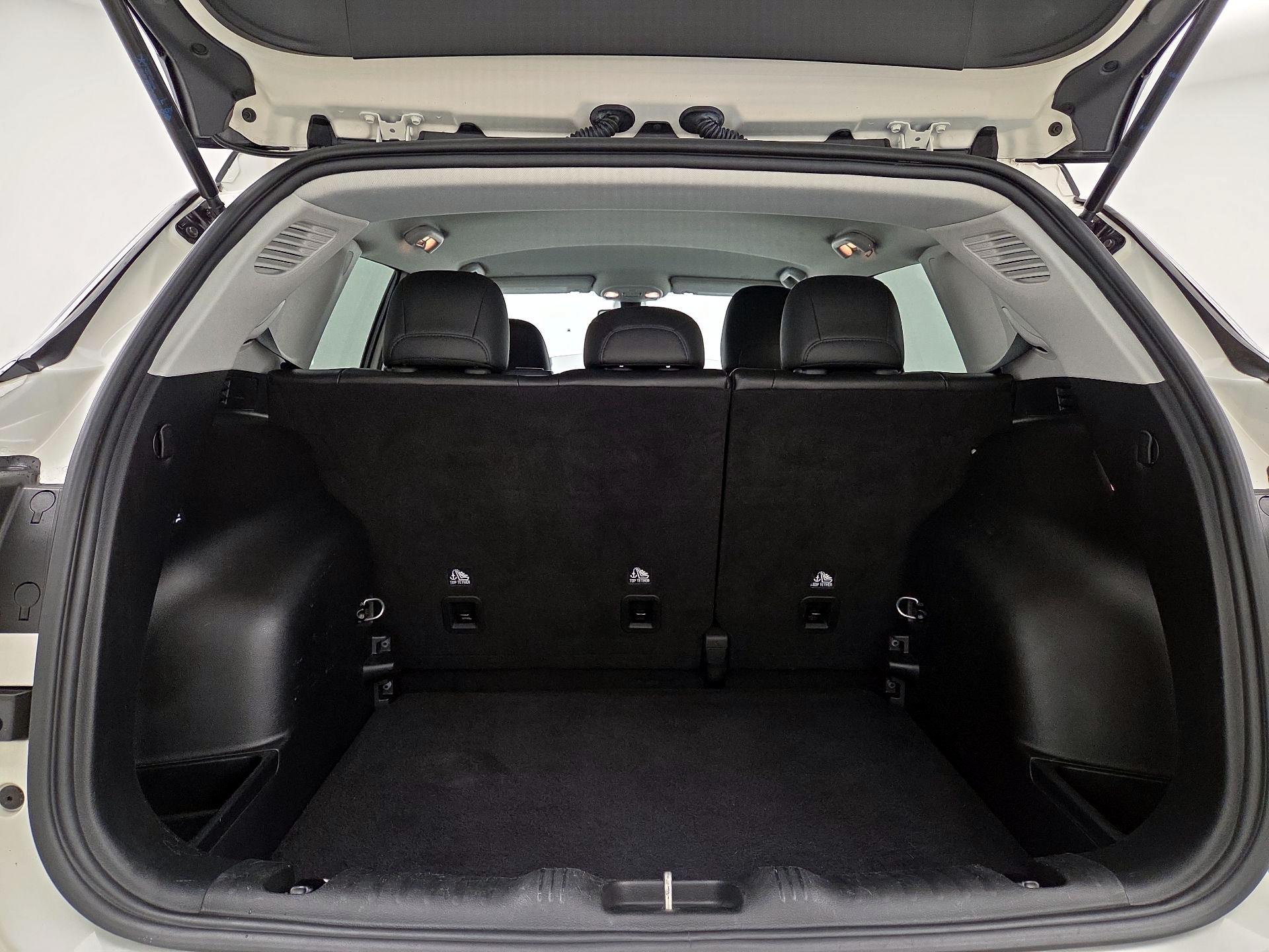 Thumbnail: 2020 Jeep Compass - 20