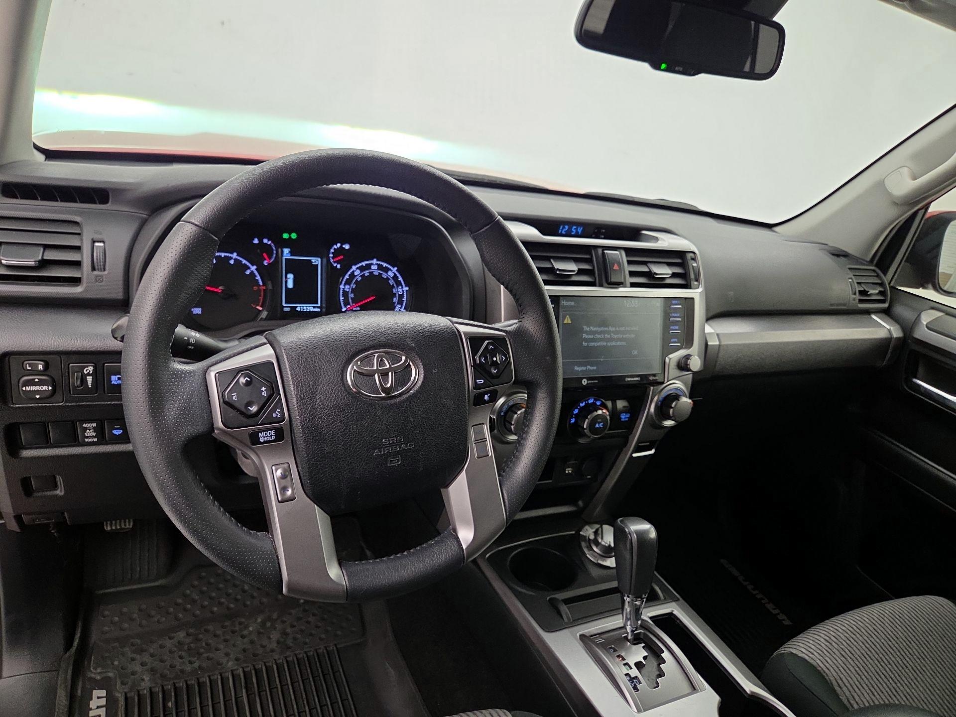 Thumbnail: 2022 Toyota 4Runner - 9