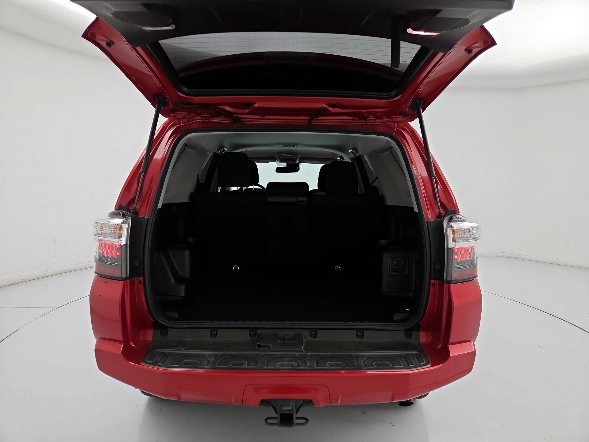 Thumbnail: 2022 Toyota 4Runner - 20