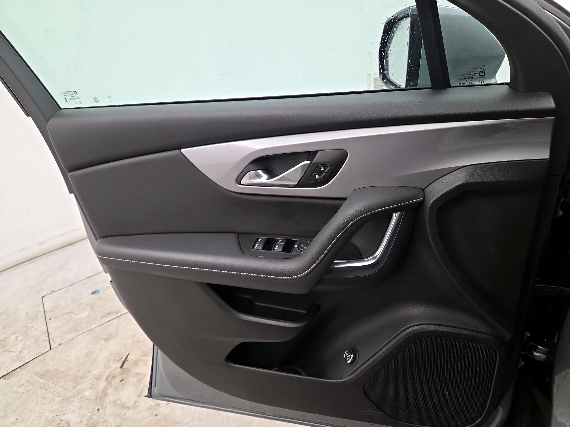 Thumbnail: 2024 Chevrolet Blazer - 12