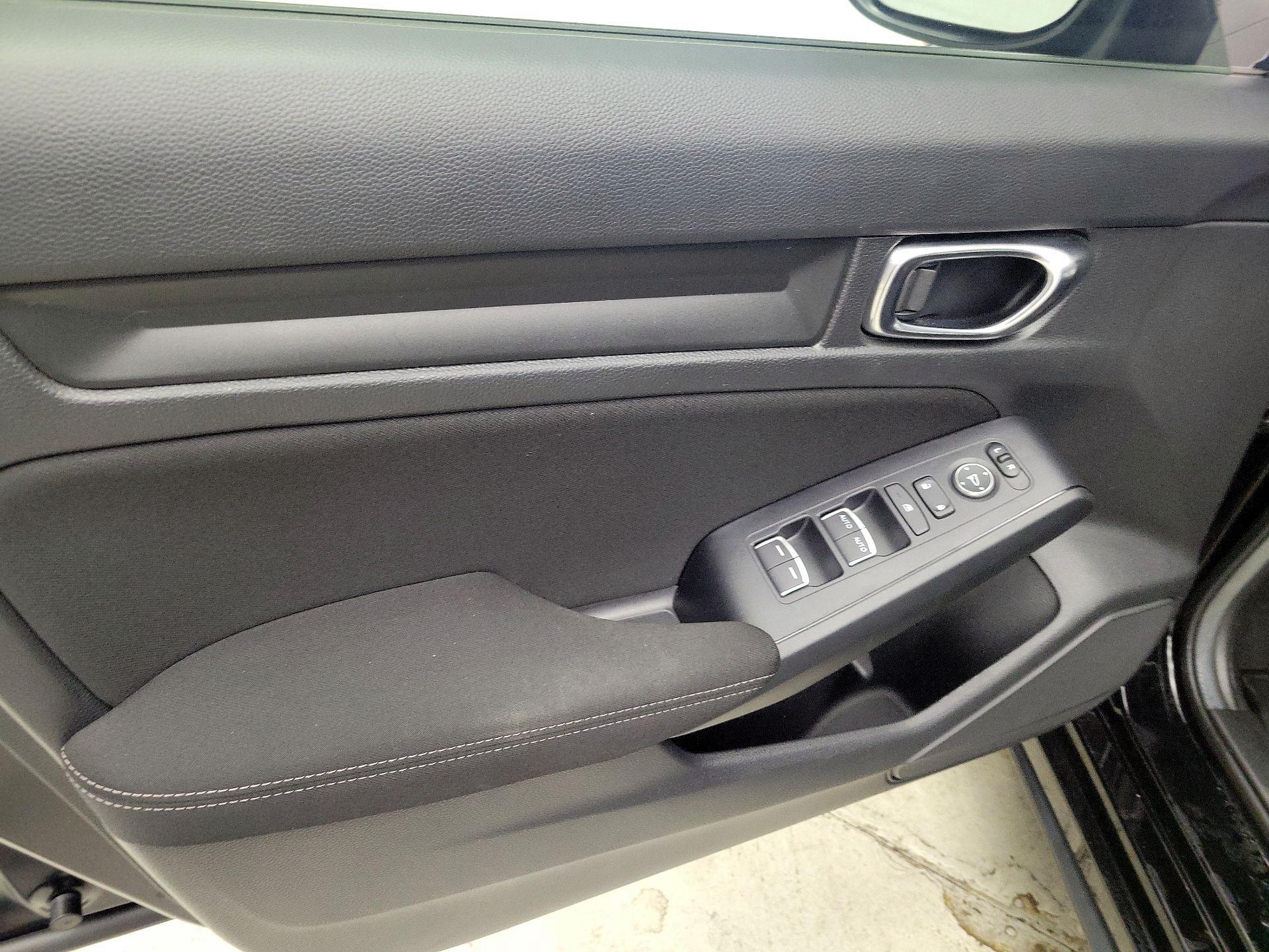 Thumbnail: 2024 Honda Civic - 12