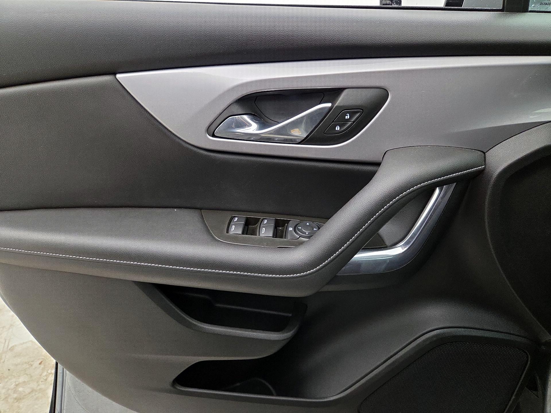 Thumbnail: 2023 Chevrolet Blazer - 12