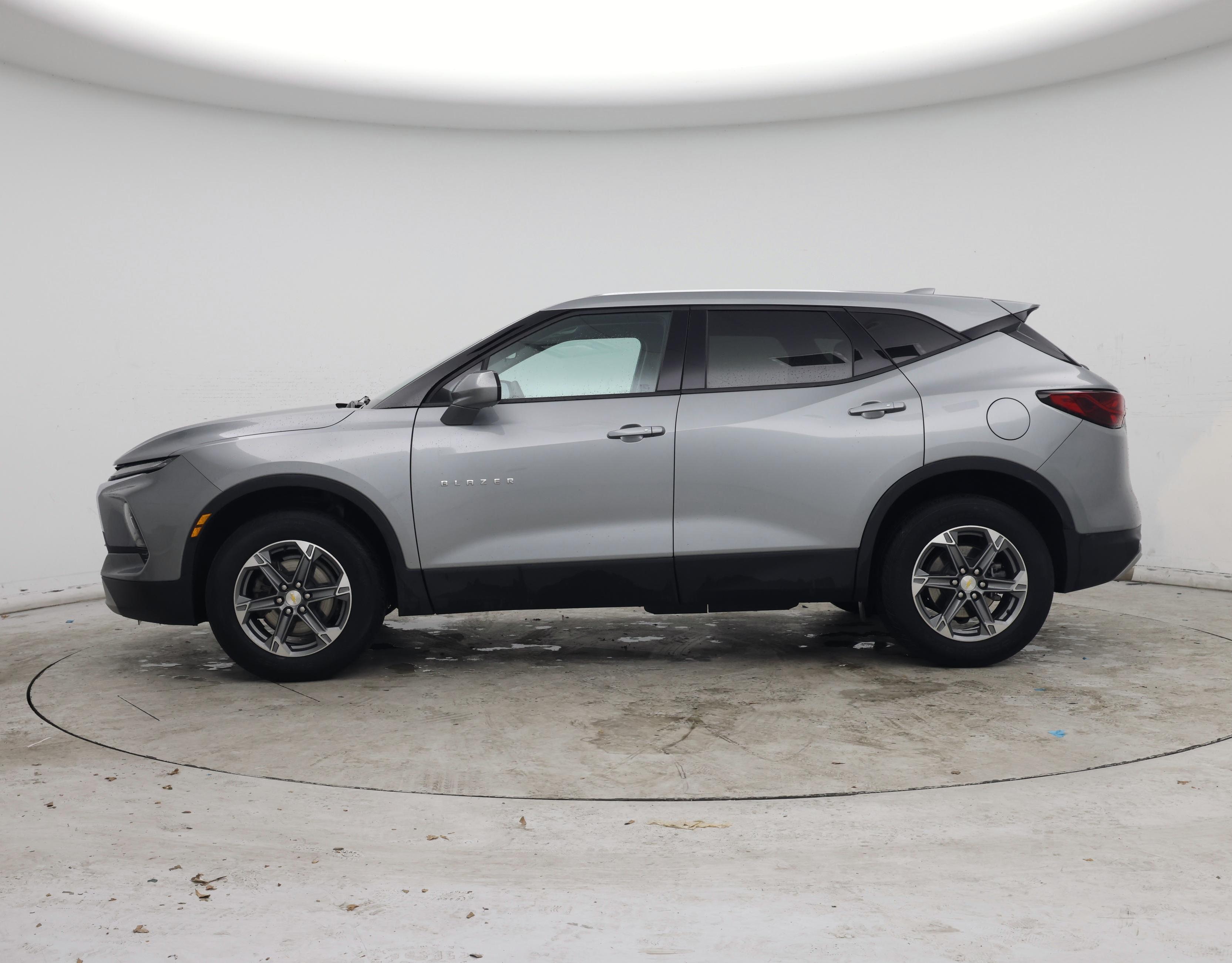 Thumbnail: 2023 Chevrolet Blazer - 3