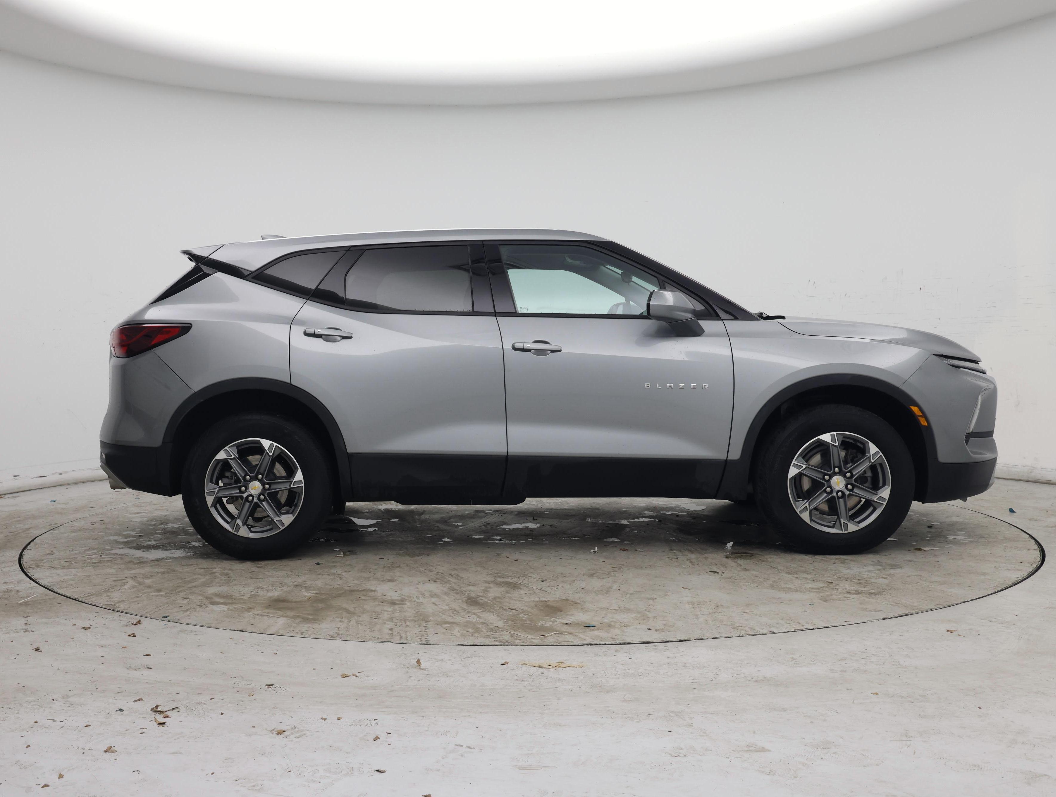 Thumbnail: 2023 Chevrolet Blazer - 7