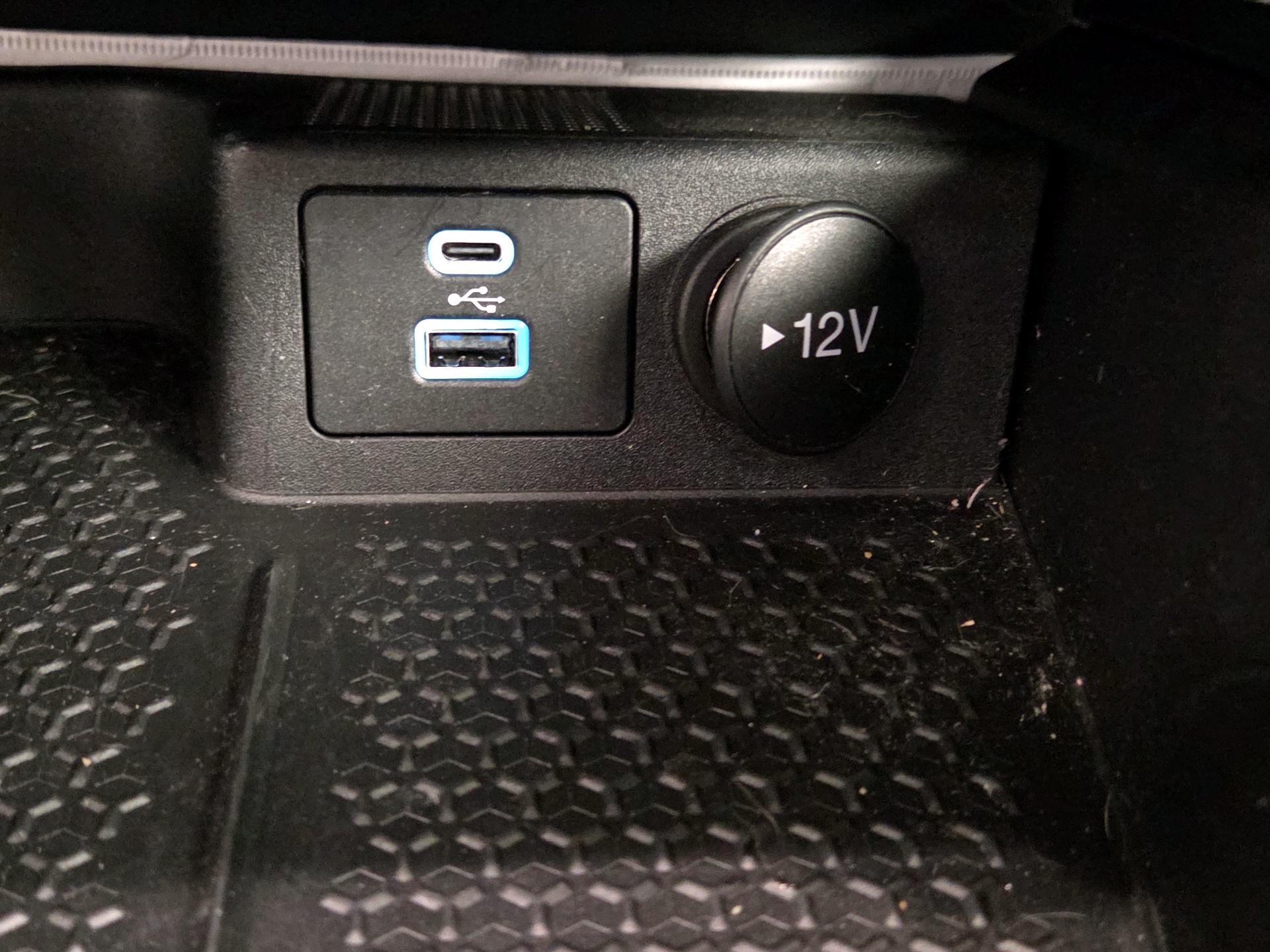 Thumbnail: 2022 Ford Bronco Sport - 18