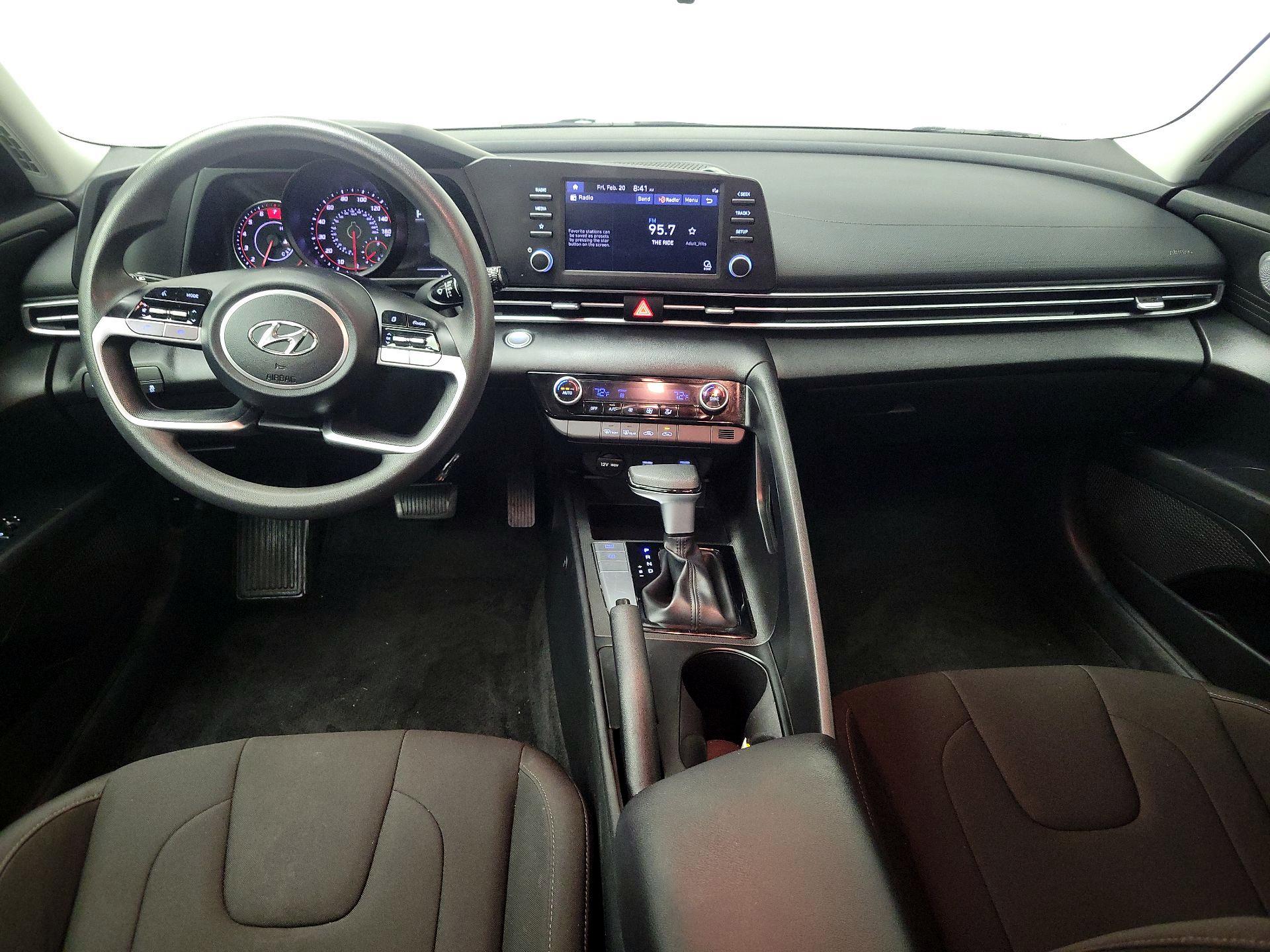 Thumbnail: 2023 Hyundai Elantra - 9