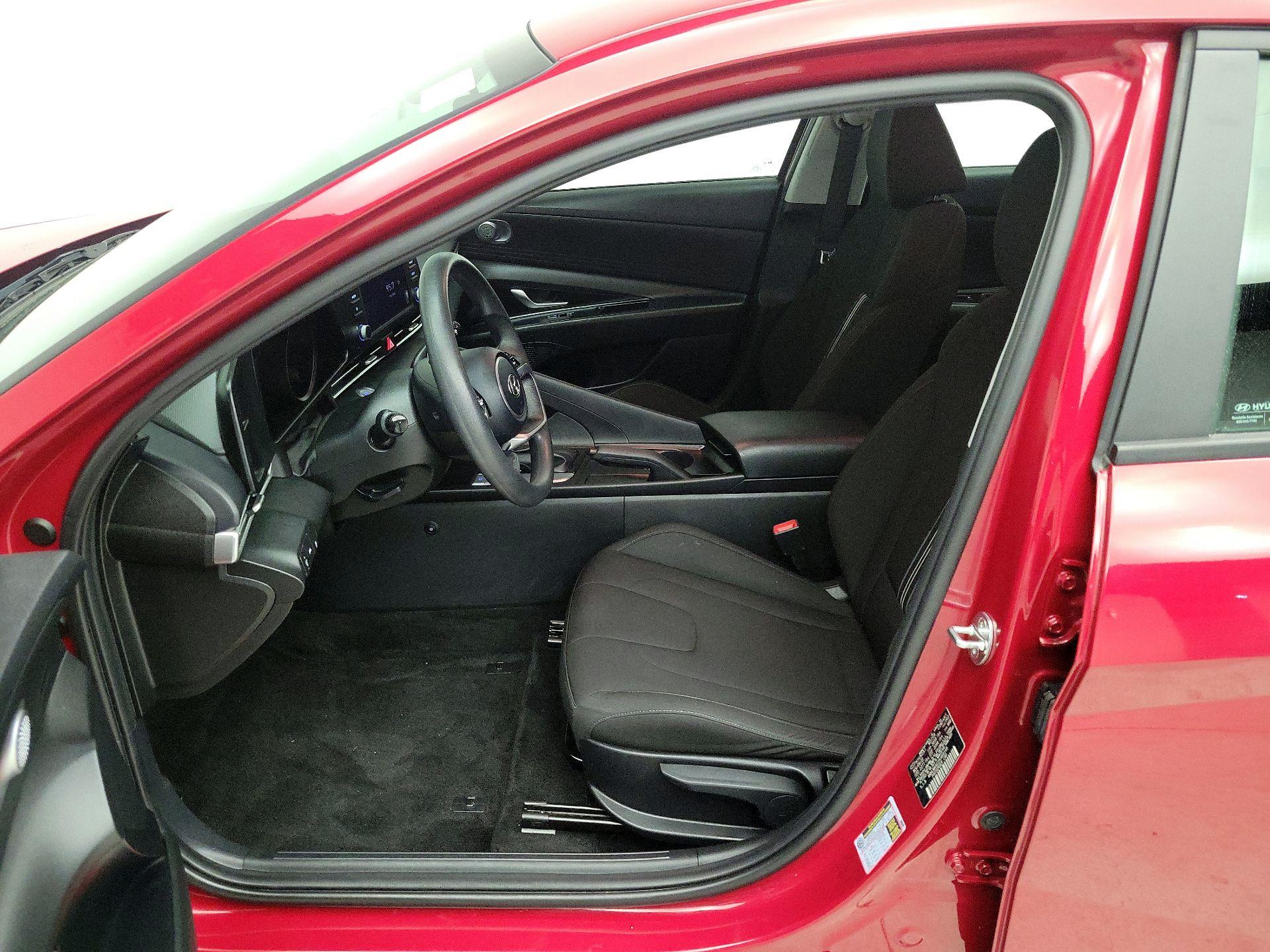 Thumbnail: 2023 Hyundai Elantra - 11