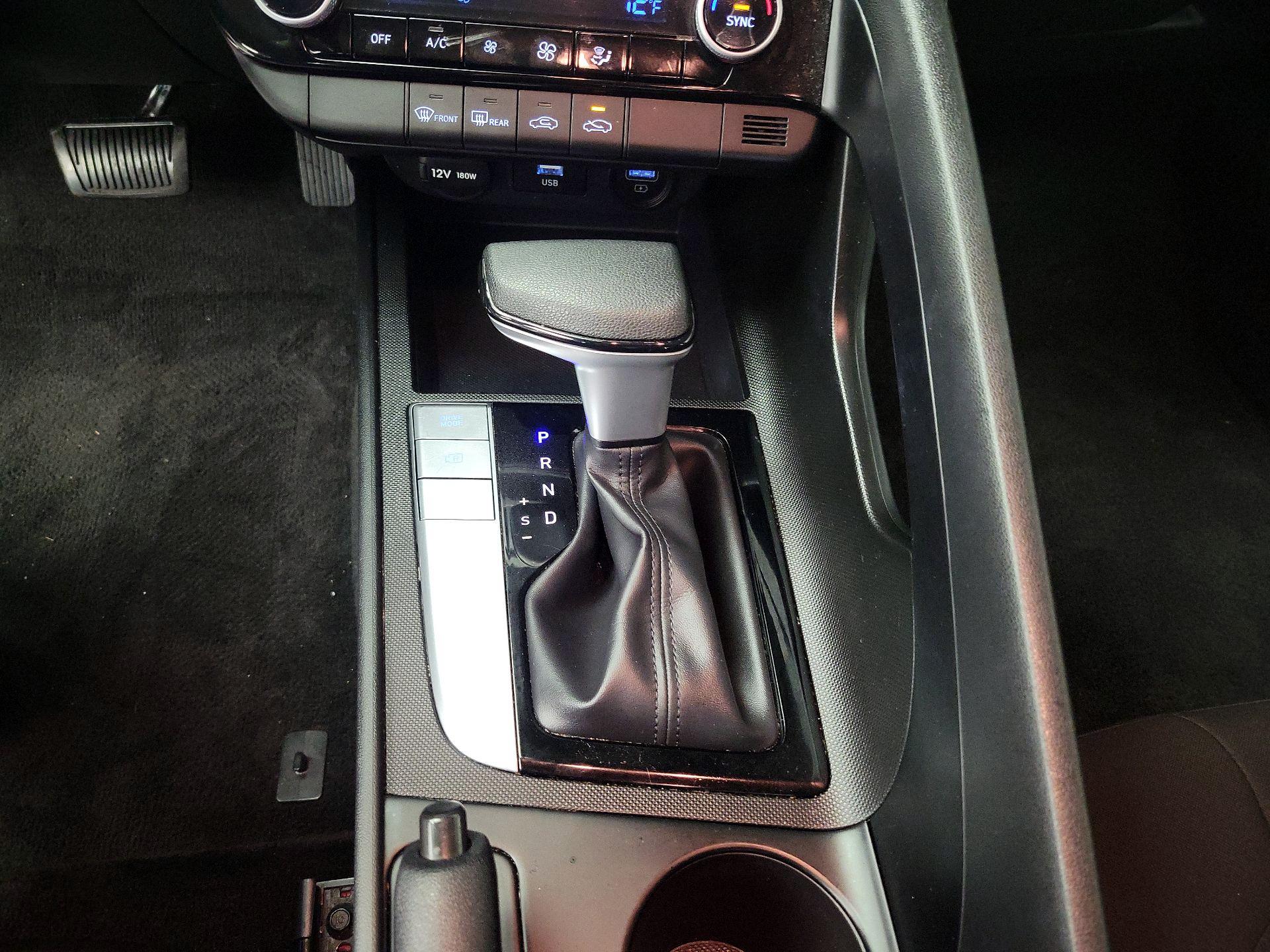 Thumbnail: 2023 Hyundai Elantra - 17