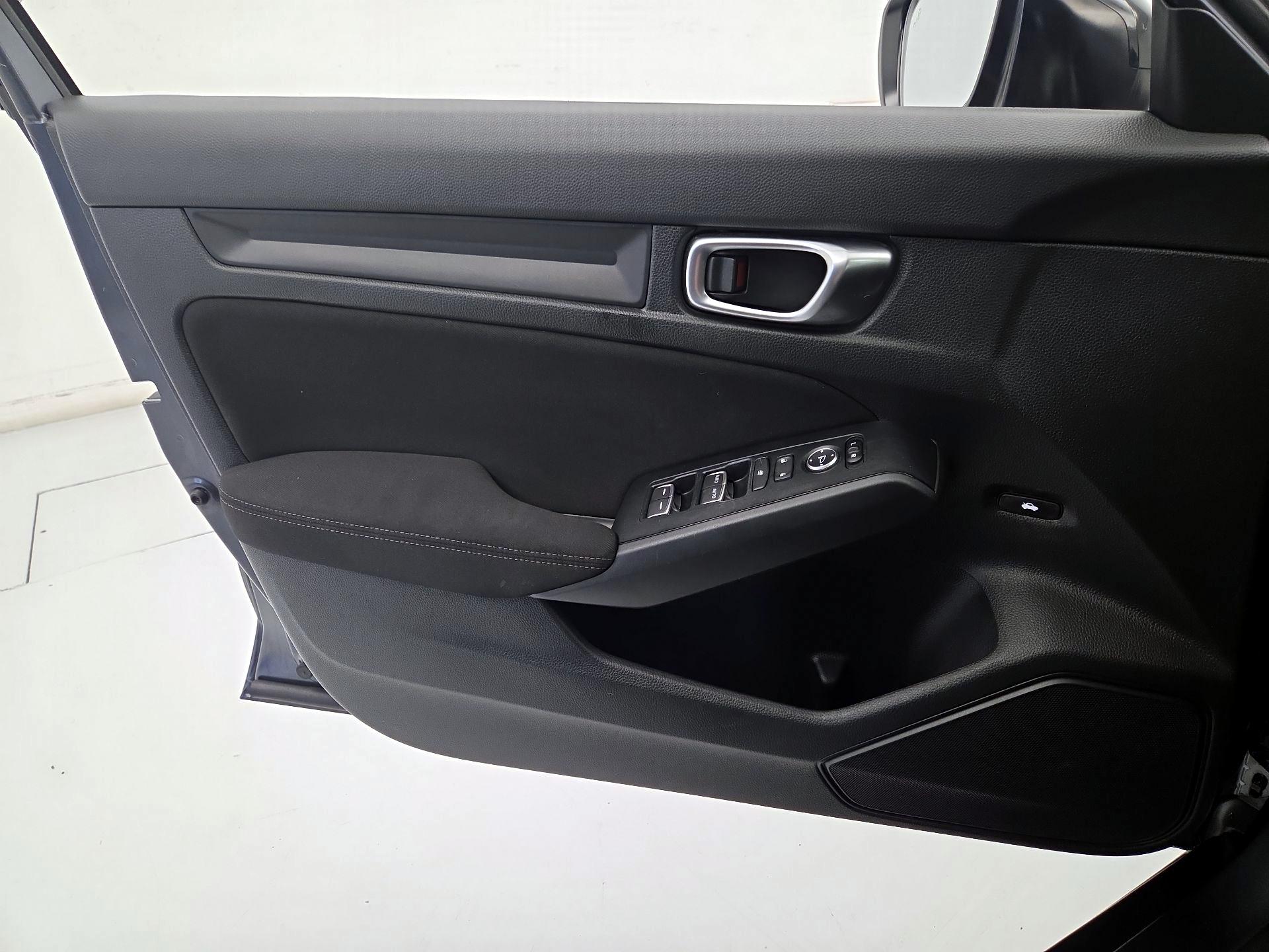 Thumbnail: 2025 Honda Civic - 12