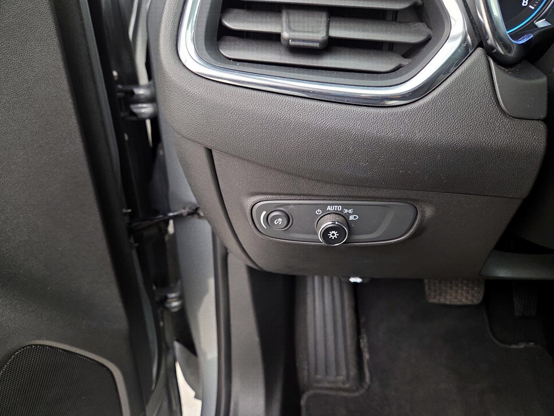 Thumbnail: 2023 Chevrolet Equinox - 13