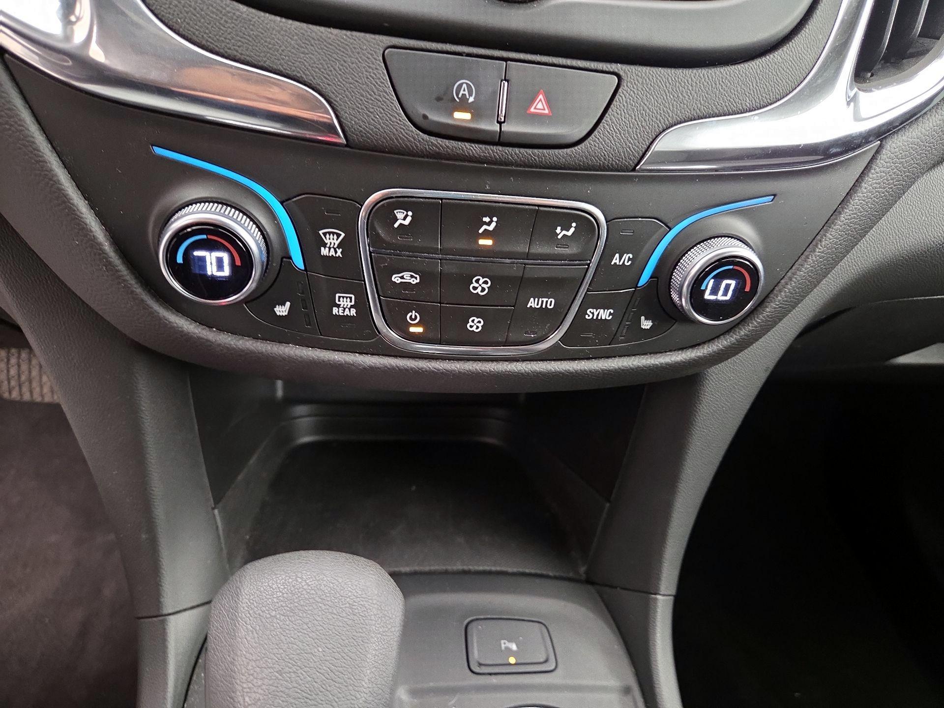 Thumbnail: 2023 Chevrolet Equinox - 16