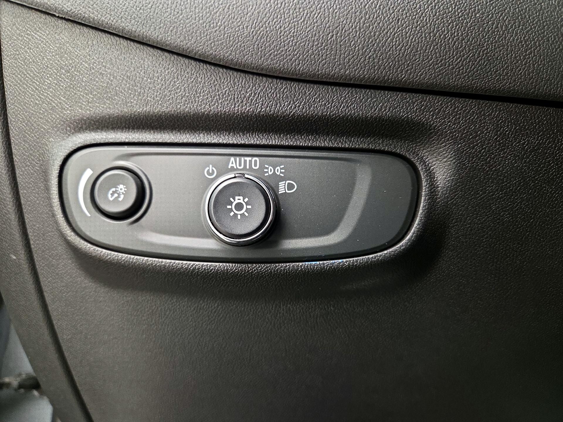 Thumbnail: 2024 Chevrolet Equinox - 13