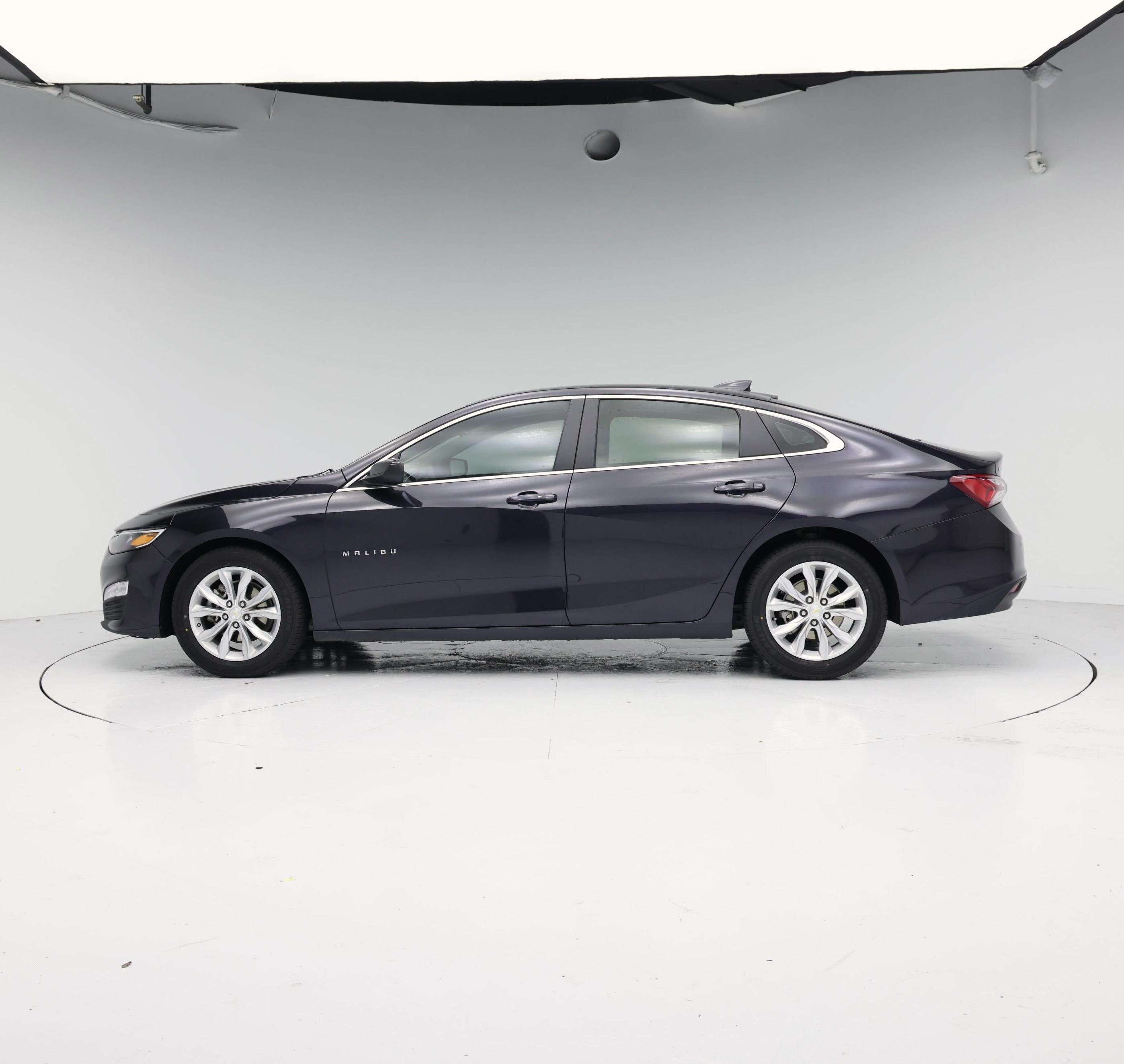 Thumbnail: 2022 Chevrolet Malibu - 3