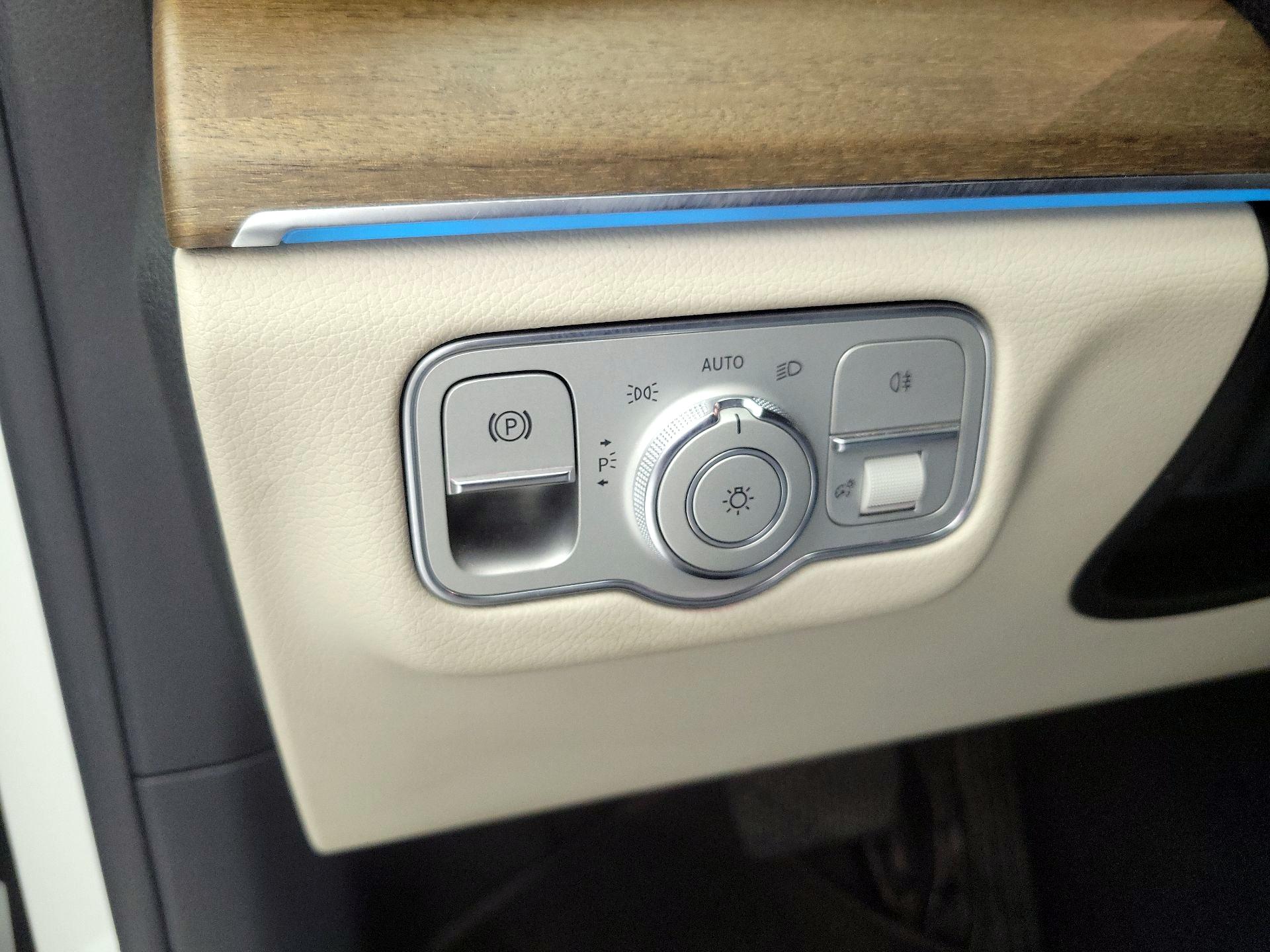 Thumbnail: 2021 Mercedes-Benz GLE - 13