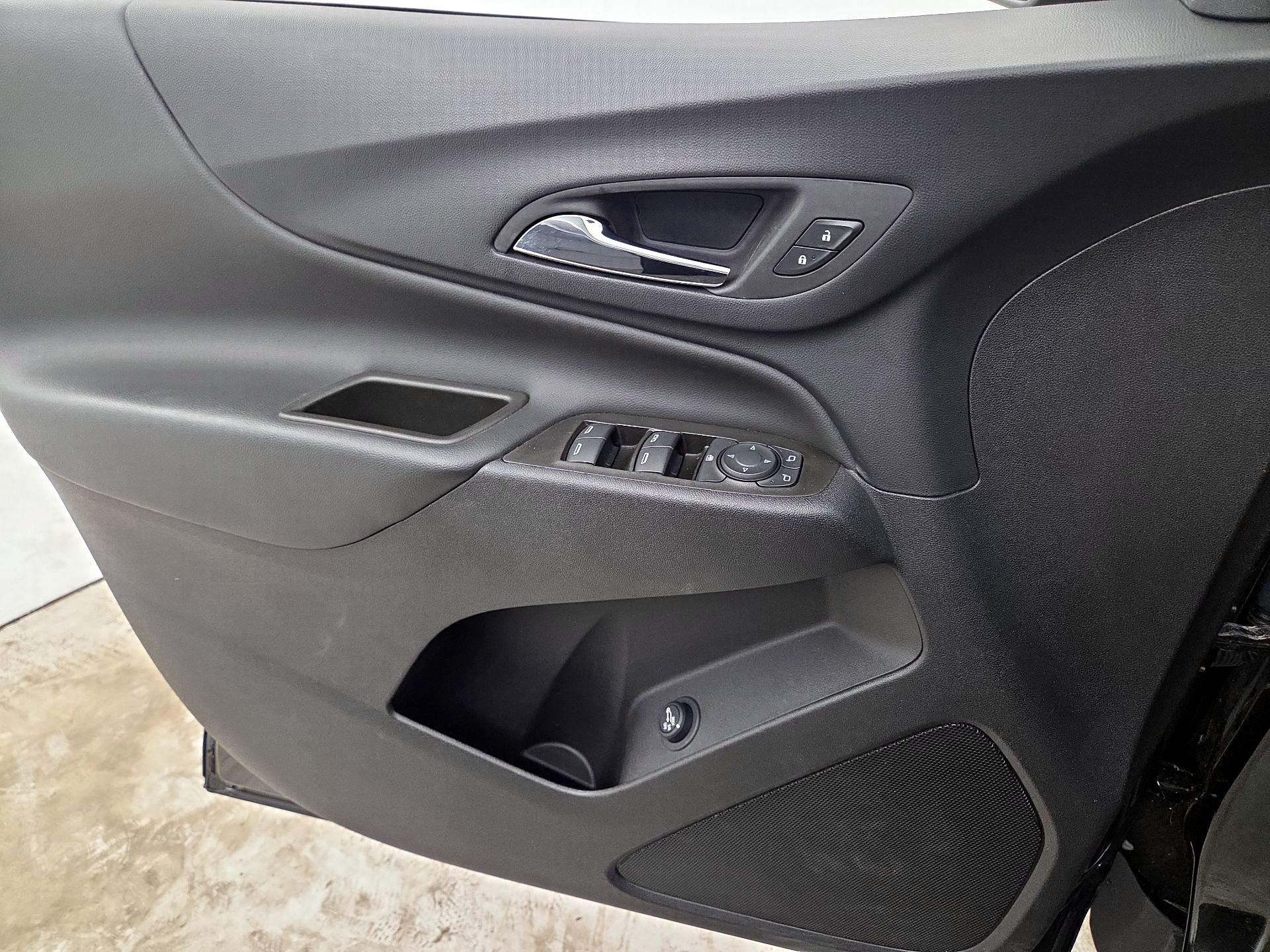 Thumbnail: 2023 Chevrolet Equinox - 12