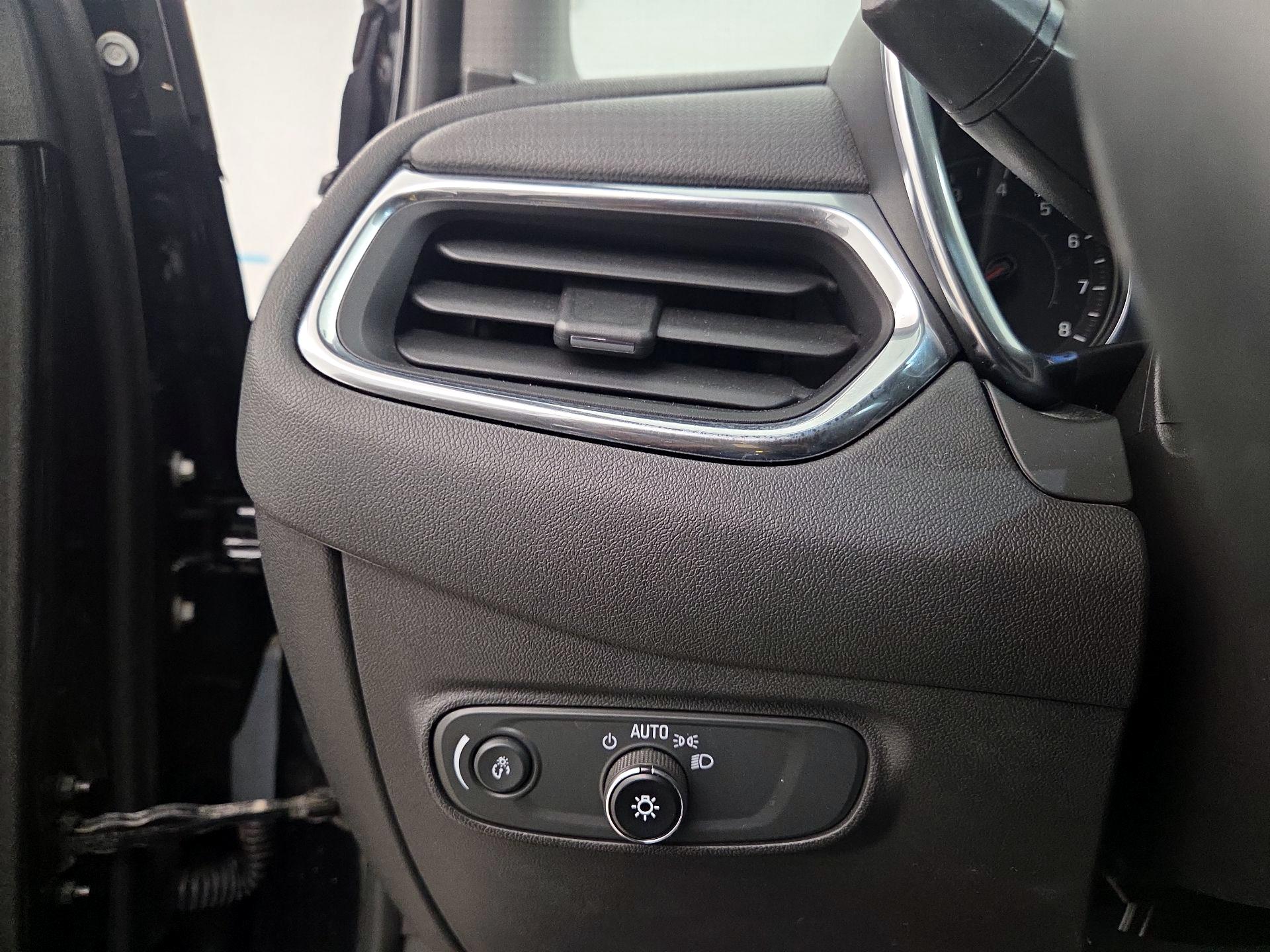 Thumbnail: 2023 Chevrolet Equinox - 13