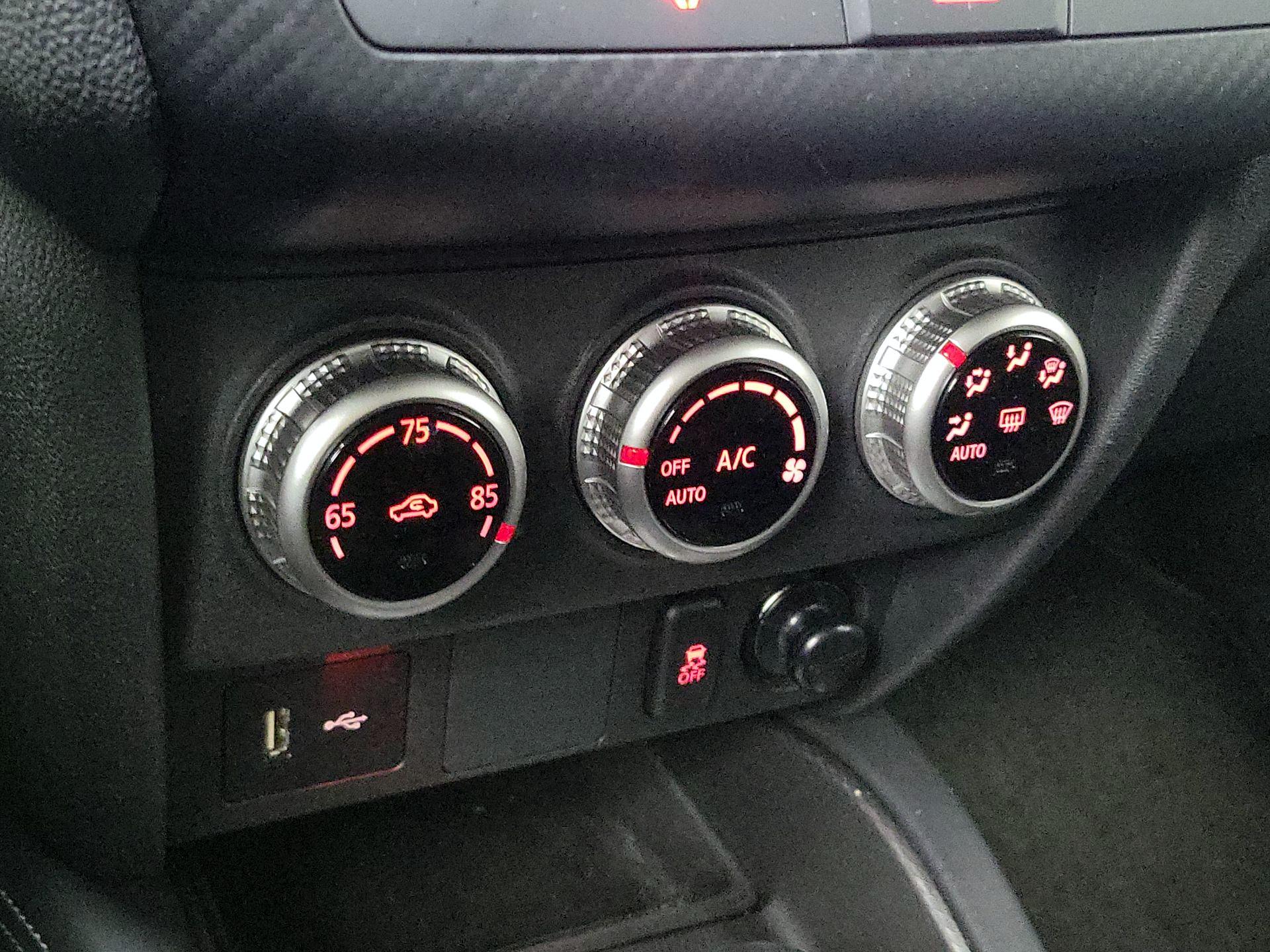 Thumbnail: 2025 Mitsubishi Outlander Sport - 16